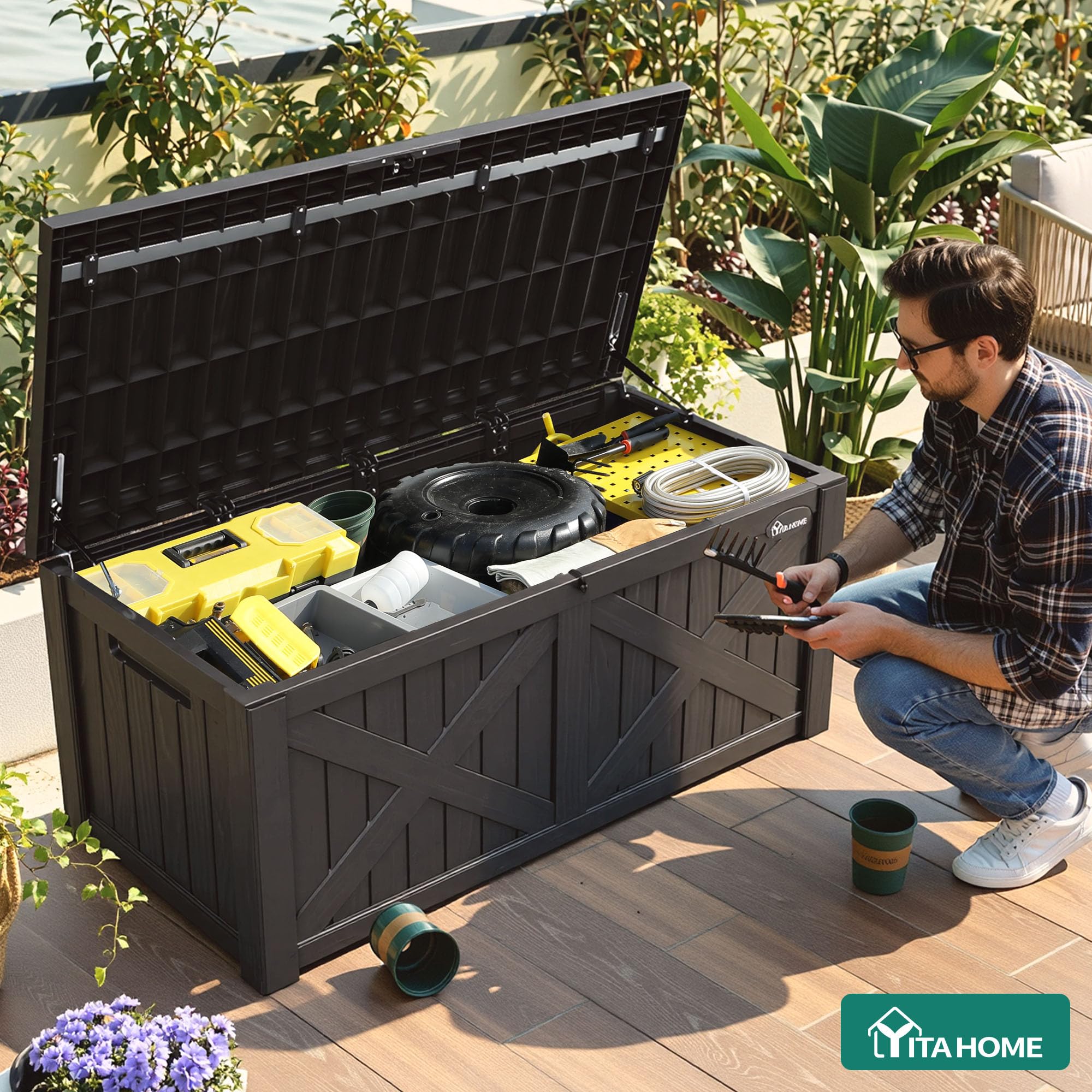 YITAHOME Große Aufbewahrungsbank 450 Liter mit X-Front, Wetterfeste Outdoor-Sitzbank, Resin Gartenbox für Terrassenkissen, Poolzubehör, Gartengeräte - Abschließbar,Schwarz