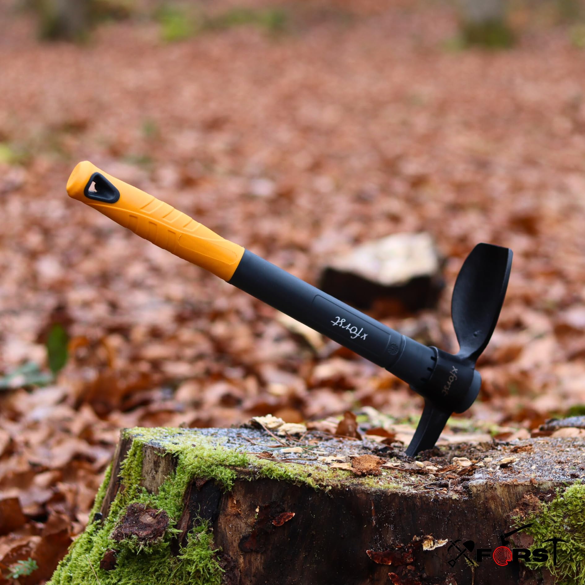 Xforst Piccolo piccone X-M3A – Piccone da giardino con manico in fibra di vetro e testa in acciaio – Piccola zappa per giardino, campeggio, piante e aiuole – 40 cm – Durevole ed ergonomico