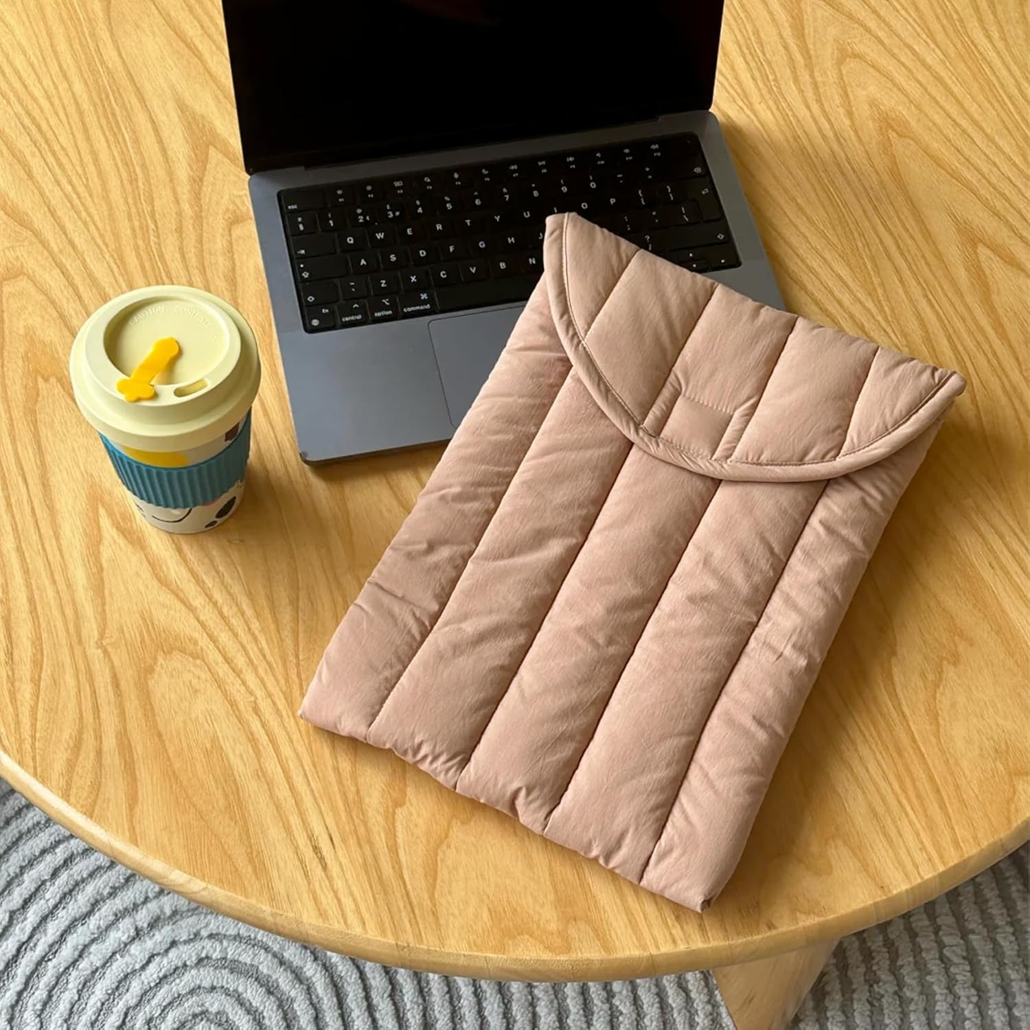 Puffy Laptop Sleeve 13-14 Inch Streak-Beige, Protective Carrying Case for Men and Women, Cute Case Bag Compatible with 13 and 14 Inch Laptops, for MacBook Air M2, Asus/Dell Xps in Cover