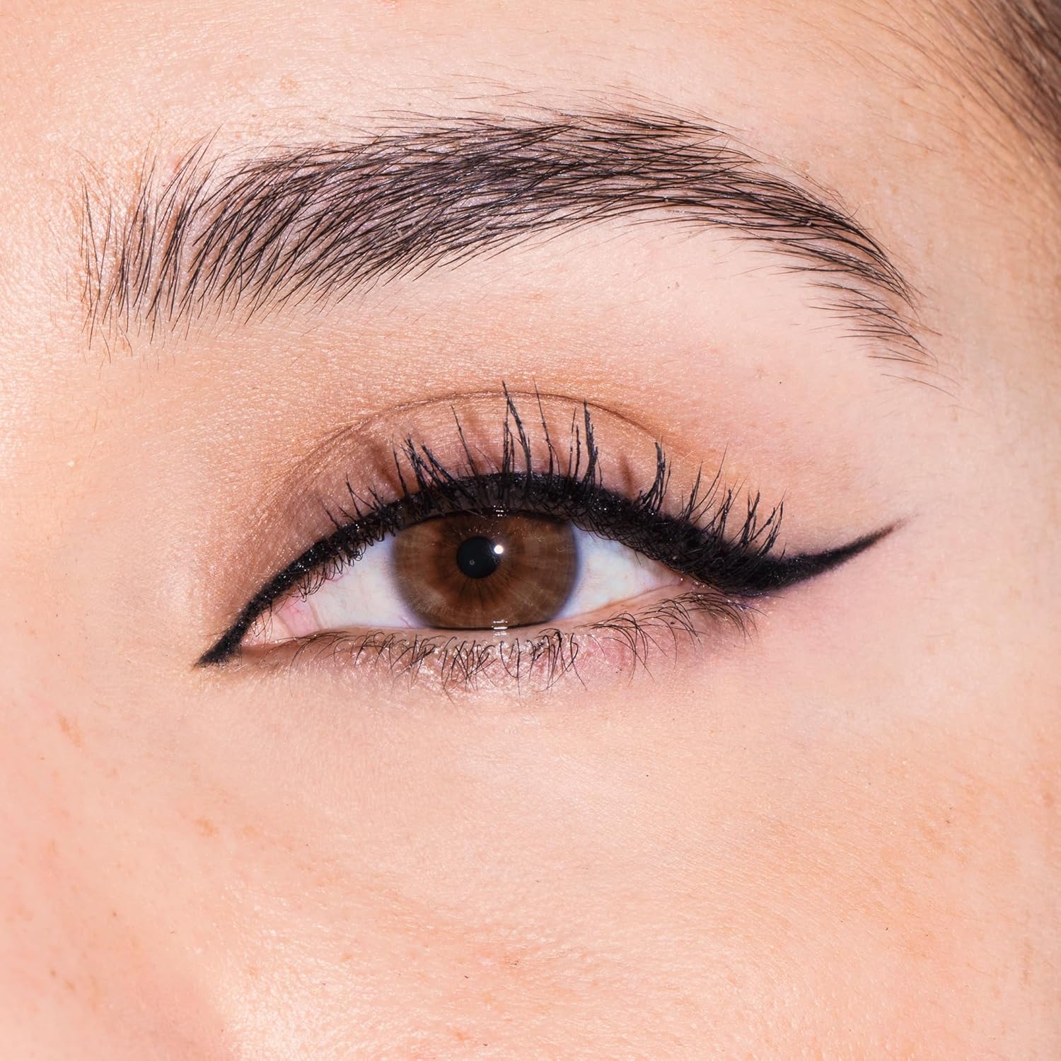 Milani Stay Put Infinite Eyeliner for Sharp, Precise Lines, Black - Image 6