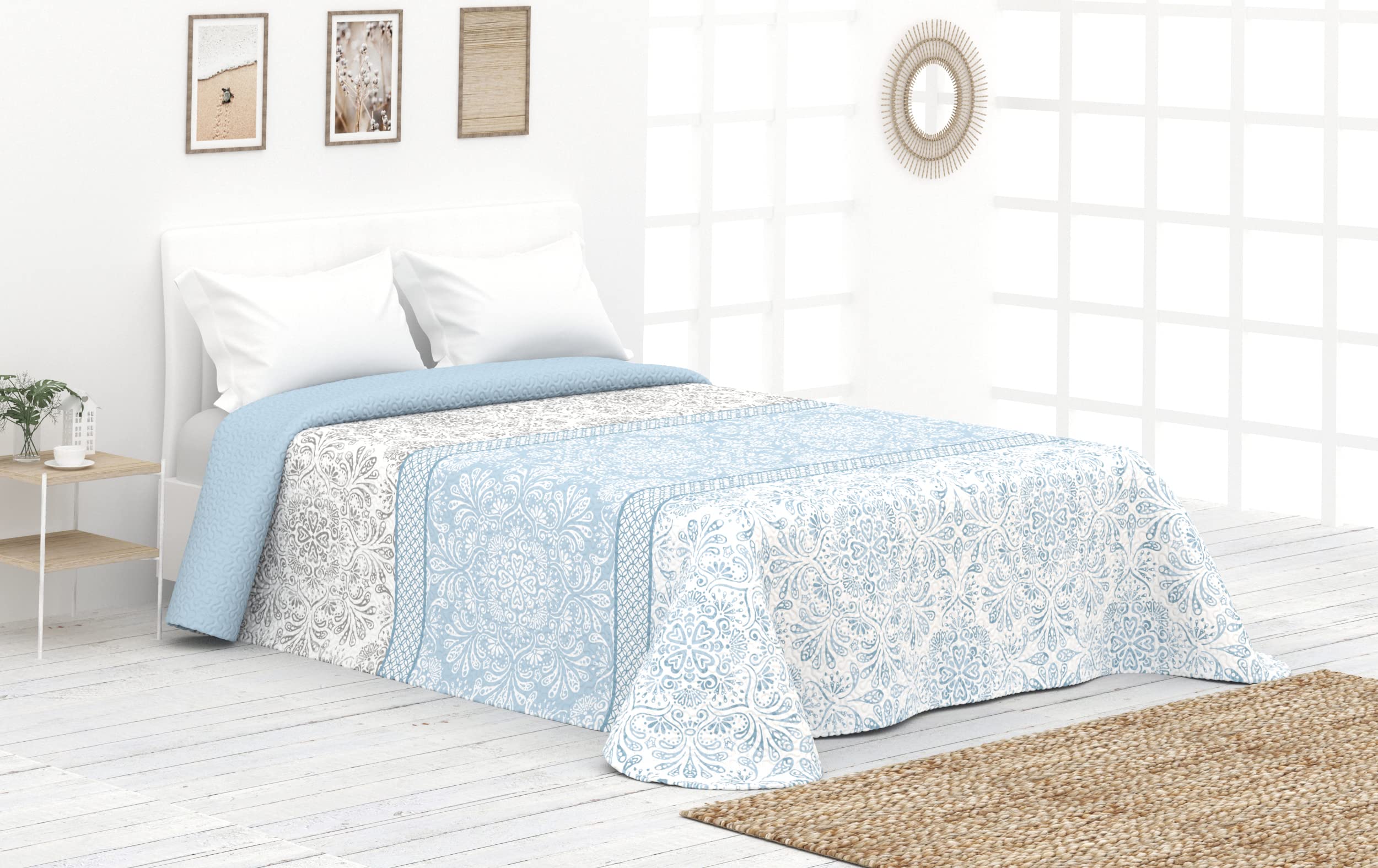 Victorio & Lucchino Colcha Fina de Verano y Primavera Sin Cojines. Ligera Colcha cubrecama de Microfibra. (Cama 135 cm, Mandala - Celeste)