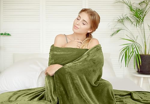 Miniatura 4 de Utopia Bedding - Manta polar de 8.85 ozyd, tamaño queen, color verde oliva, manta de cama antiestática, mullida, suave, de microfibra (90 x 90