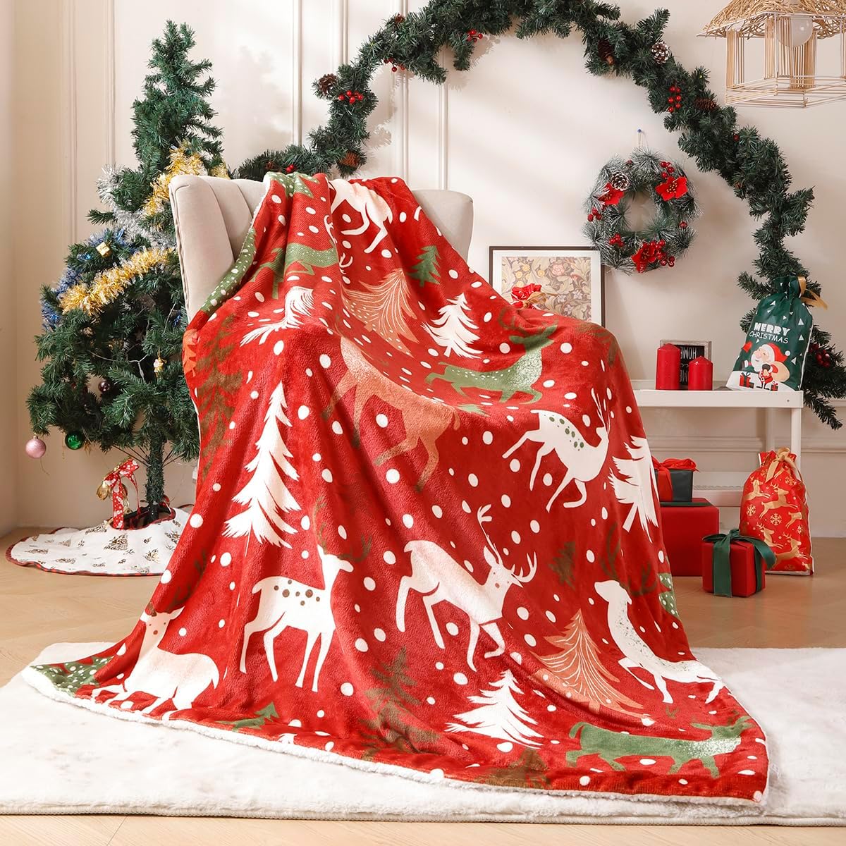 Christmas Throw Flannel Blanket, Winter Home Decor for Red Christmas Tree Fleece Fuzzy Soft Warm Room Blanket for Couch,Chair,Sofa,Dorm, 50"x60"