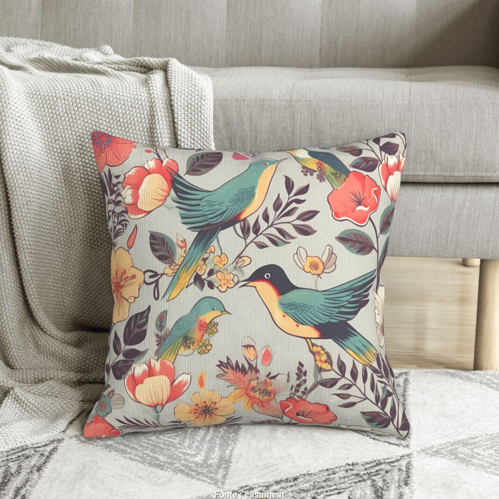 Housse de coussin oiseaux et fleurs en velours pour un canapé cosy et cocooning