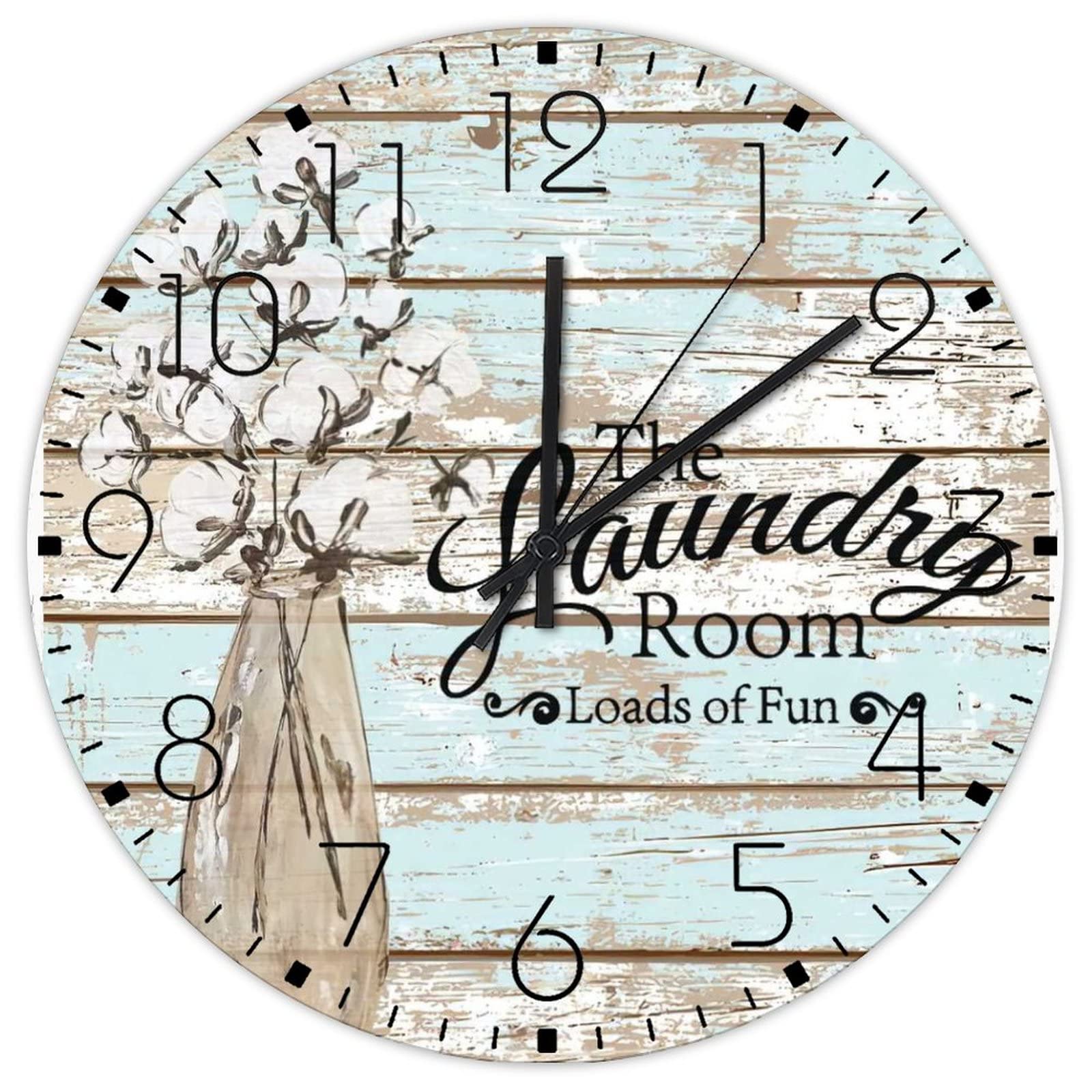 Horloges murales religieuses en bois pour une buanderie accueillante