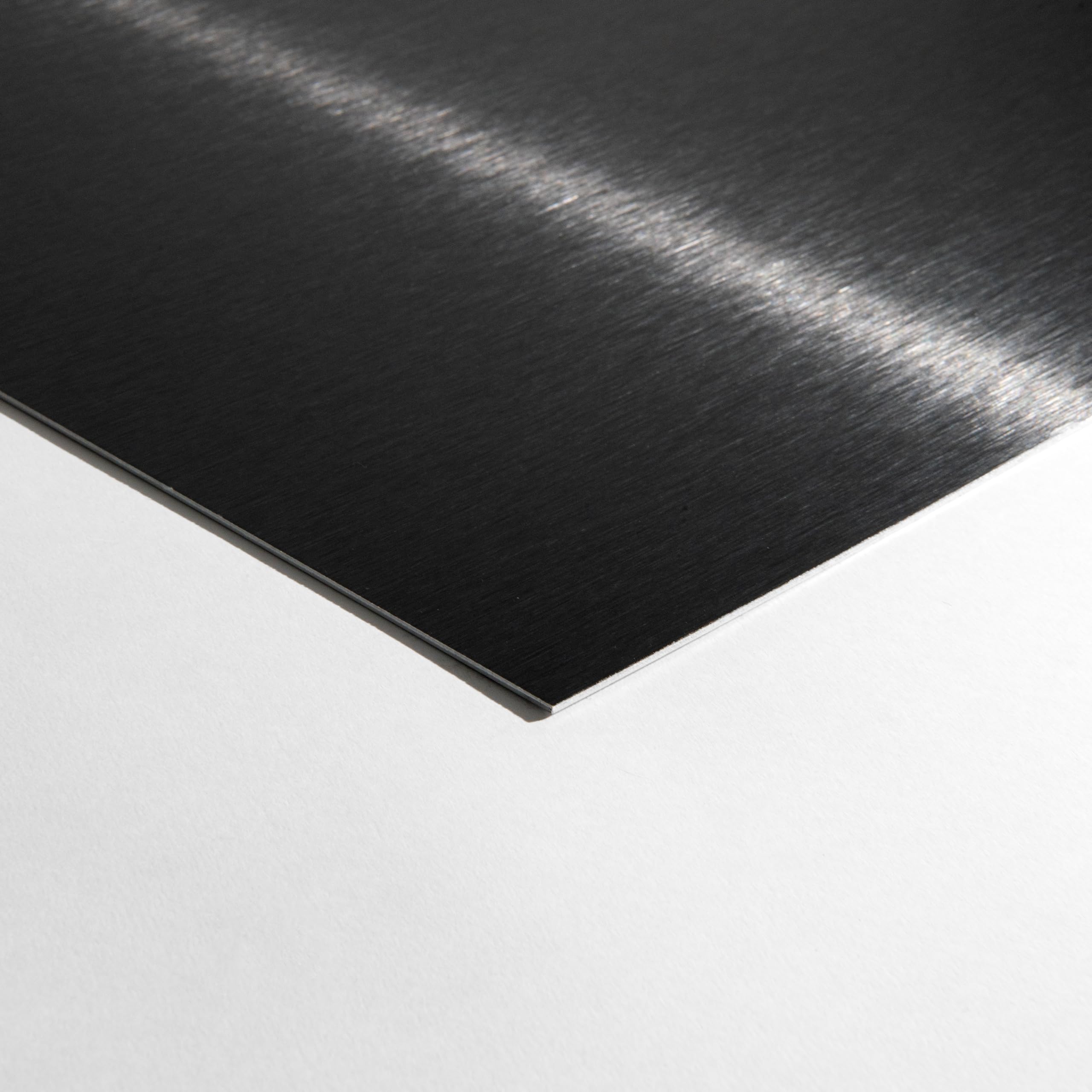 Crédence Aluminium Anodisé brossé Noir ép 1.5 mm - 10 tailles - Hauteur 40 cm x (Longueur 70 cm)