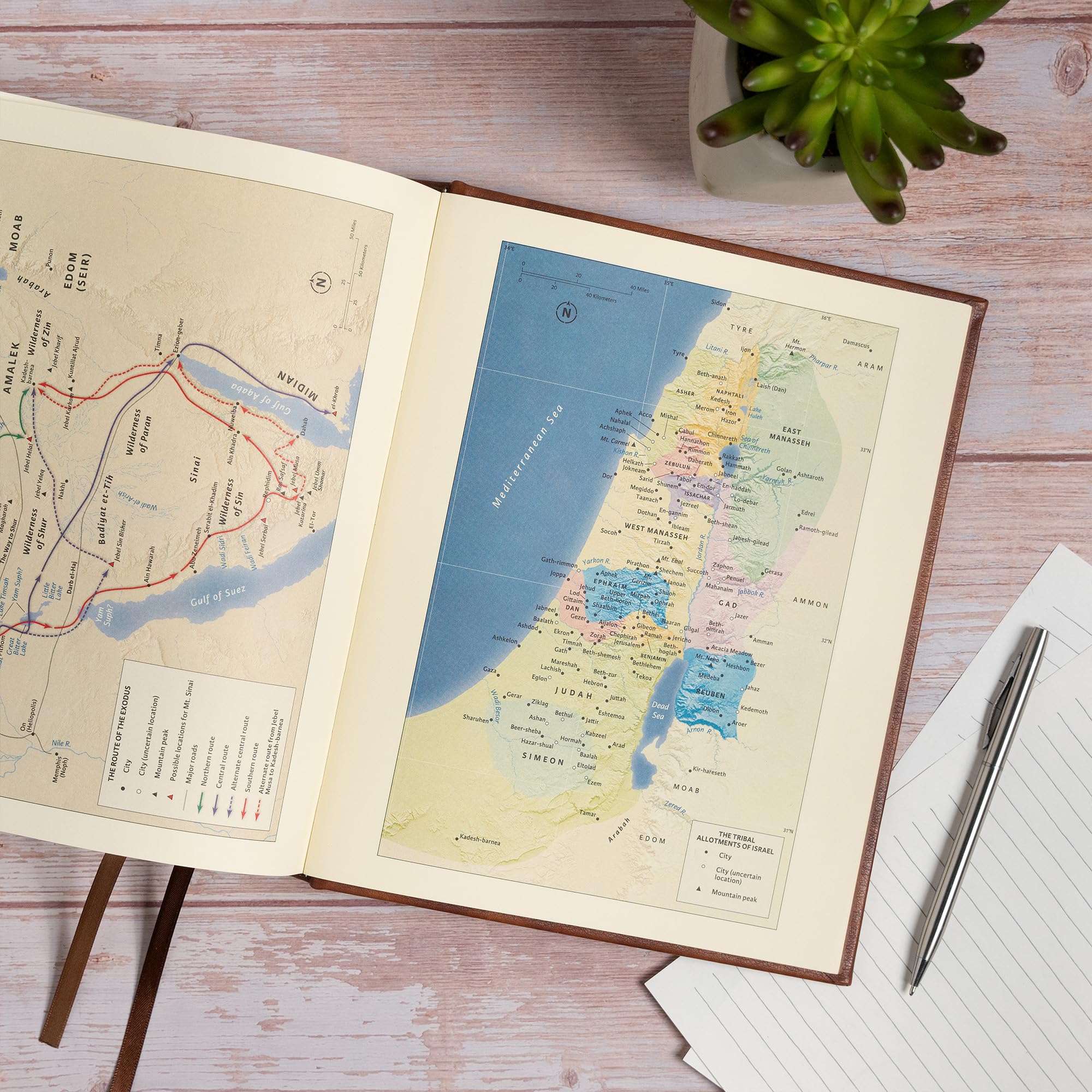 CSB Notetaking Bible, Expanded Reference Edition, Brown LeatherTouch Over Board [Imitation Leather] CSB Bibles by Holman - PT05