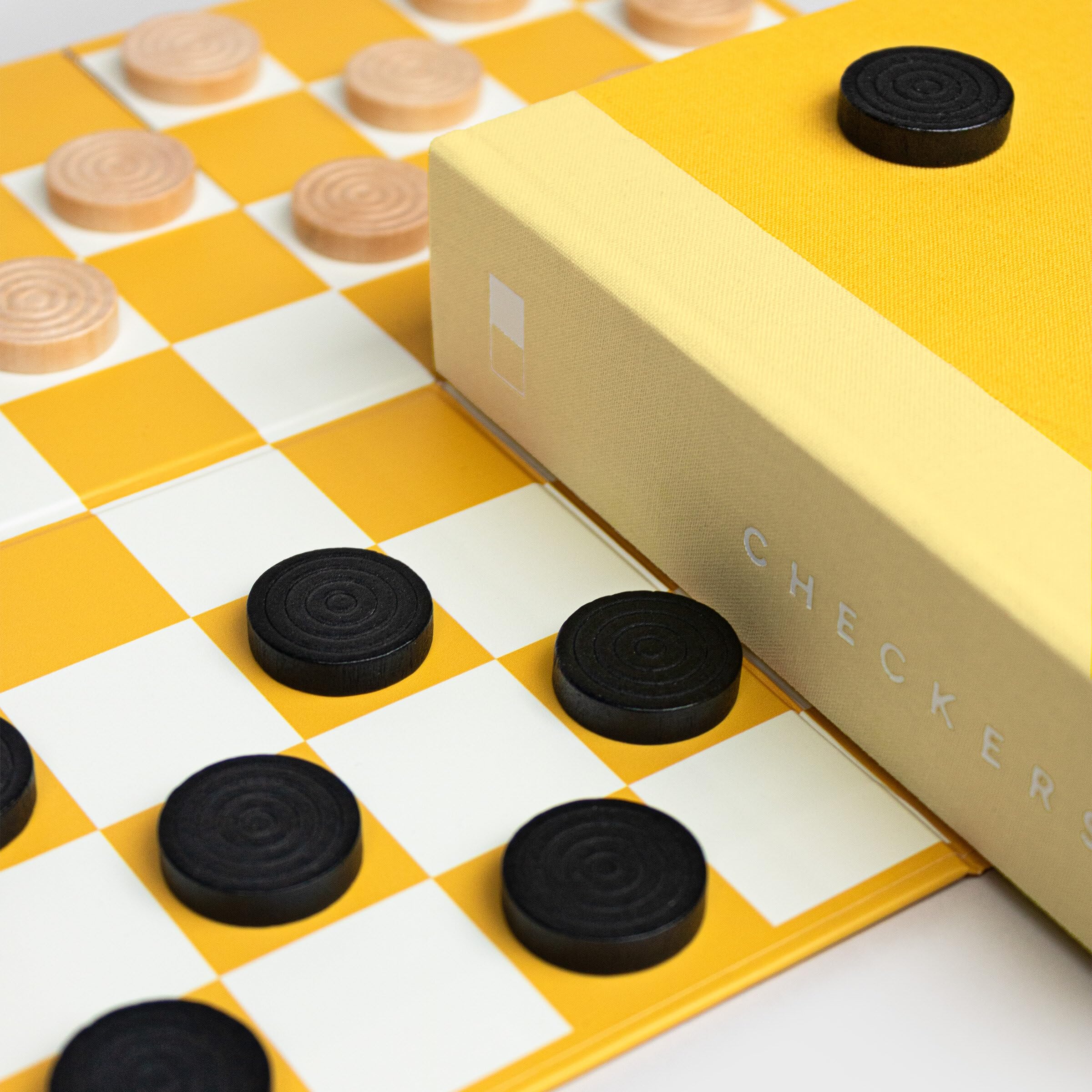 Luckies - Juegos de Mesa con Forma de Libro | Juegos de estantería | Juego de Mesa de borradores en un Libro | Decoración de Mesa de café y Accesorios de decoración del hogar | Regalos para Padres de