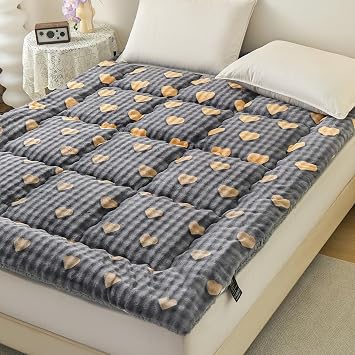 Queen Size Mattress Pad,Padded Mattress Cover Elastic Fitted Mattress Topper Gray Heart, King