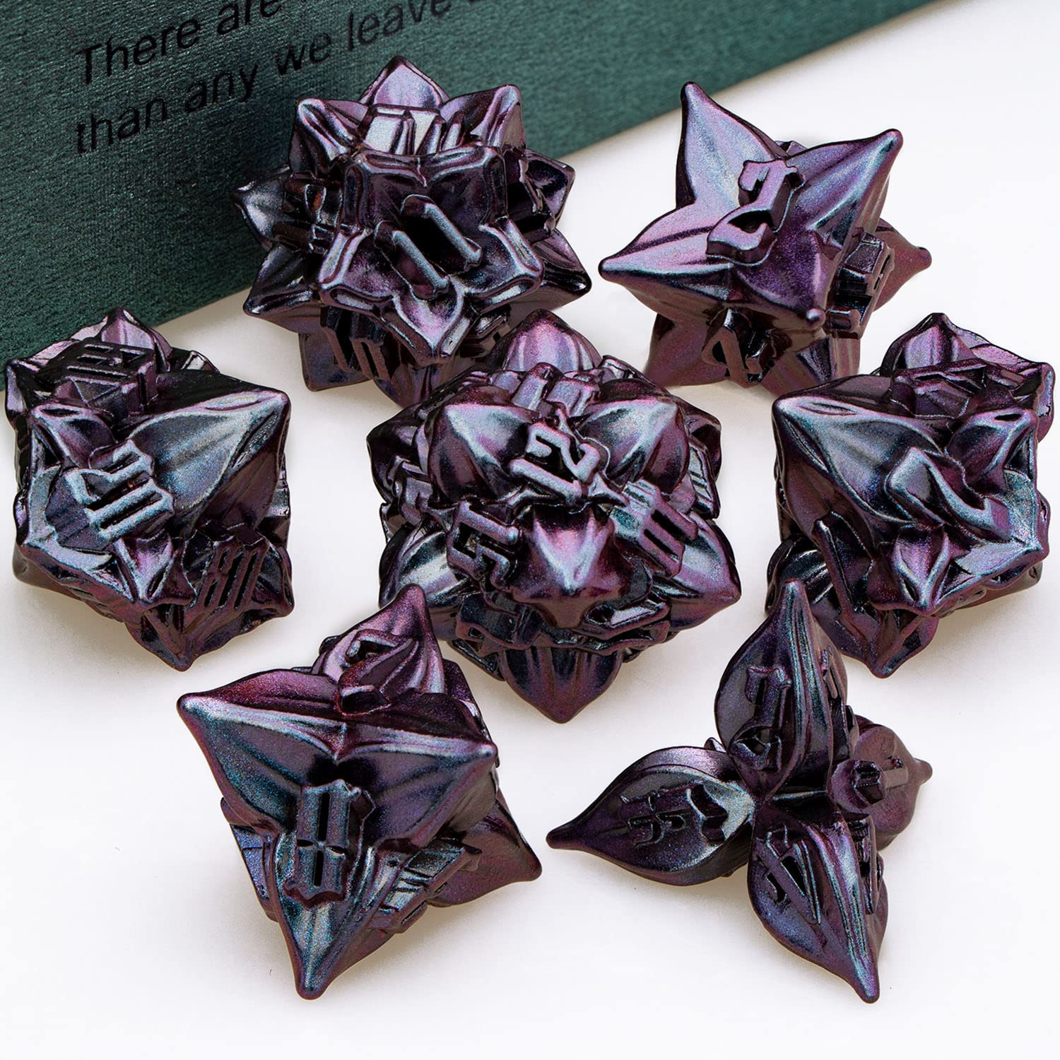 ARUOHHA DND - Juego de dados de metal hechos a mano con diseño de hojas de dragones con caja de regalo, 7 piezas de RPG poliédricos de 6 caras D y D, dados de juego de rol D20 D12 D10 D8 D6 D4