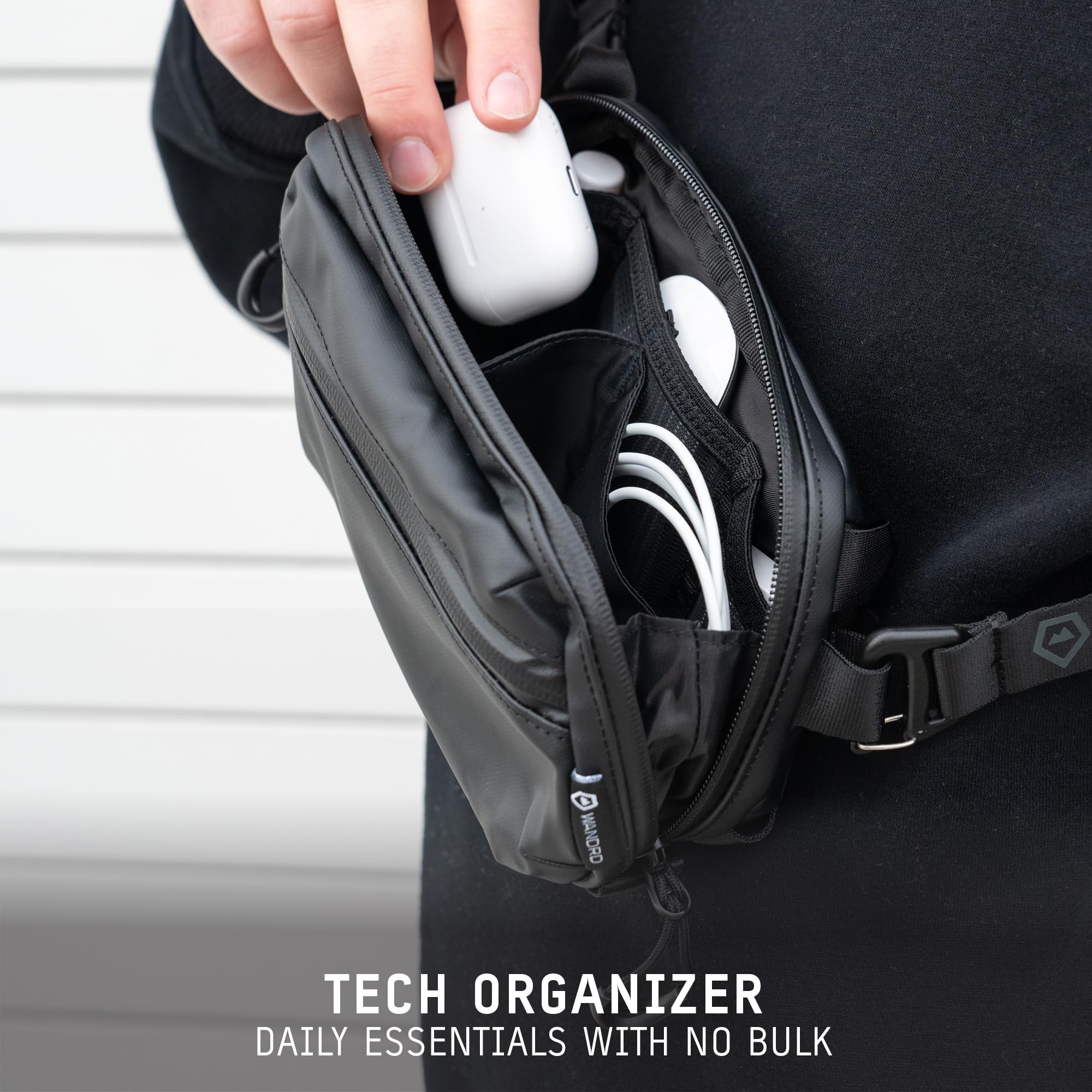 WANDRD- Bolsa tecnológica grande: bolsa de viaje y organizador tecnológico para llevar todos los días; resistente a la intemperie y duradera para practicar senderismo, acampar, hacer deporte y más (mo