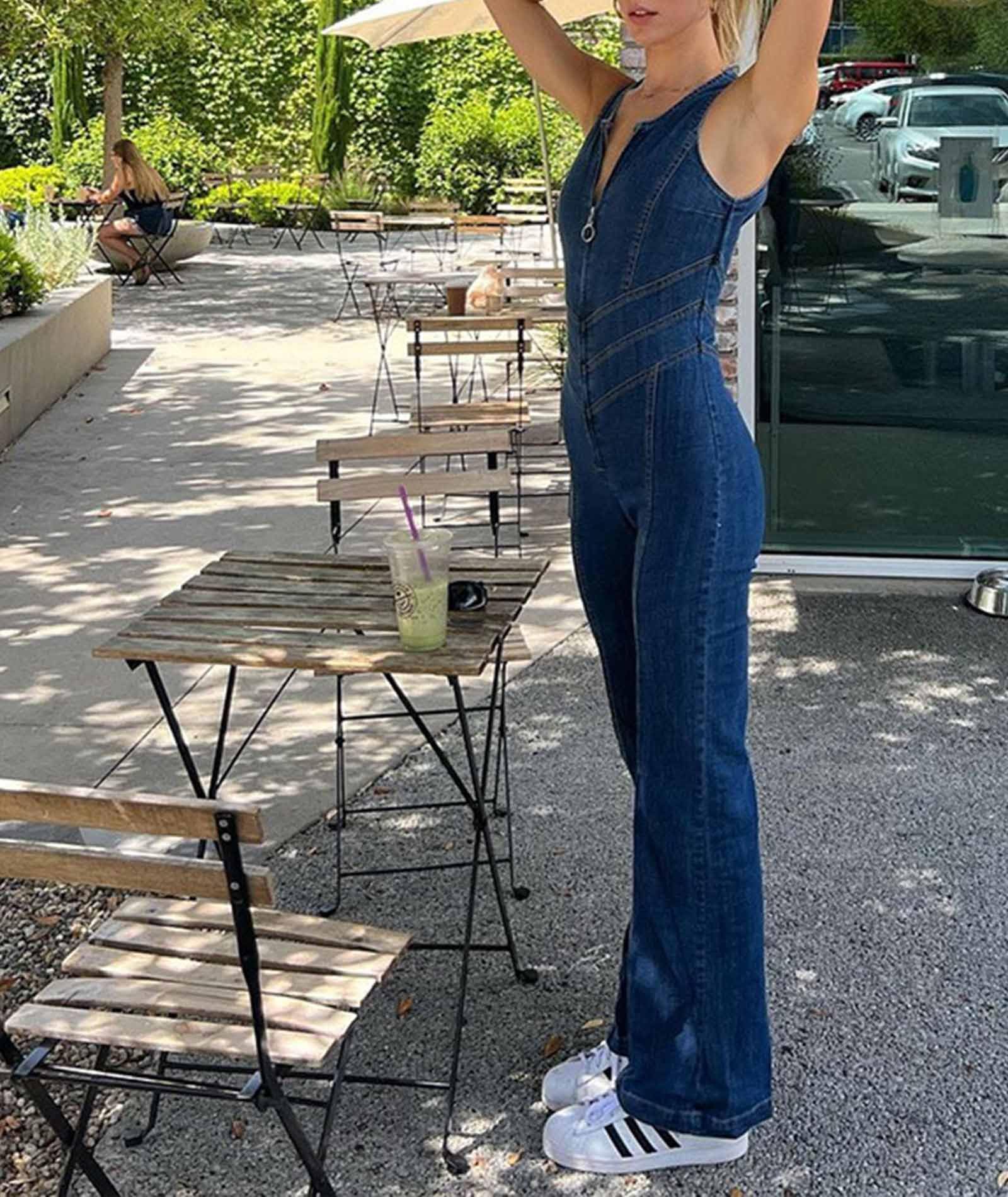 Combinaison en denim pour femme - Fermeture éclair sur le devant - Col en V profond - Sexy - Sans manches