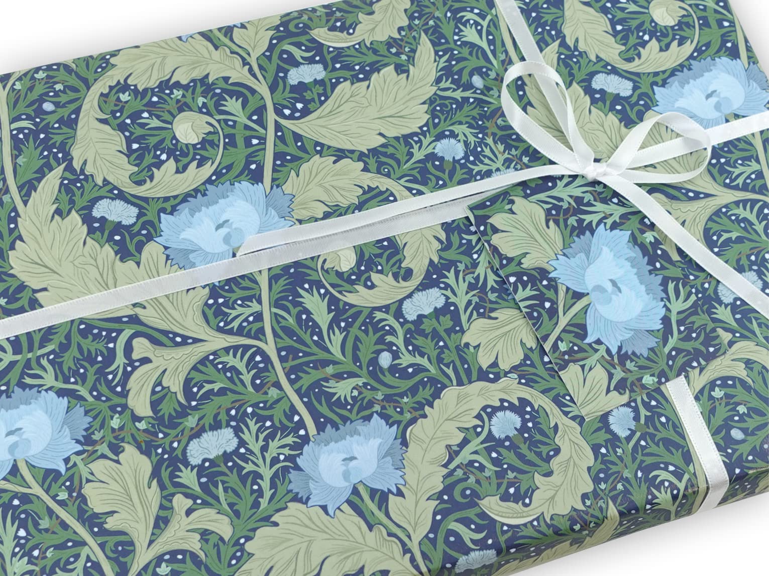 William Morris Inspired Luxury Floral Eco Wrapping Paper | Mothers Day | Anniversary Wedding | Quality Sheets + Tag | Zero plastic packaging (6 Sheets + 6 Tags)