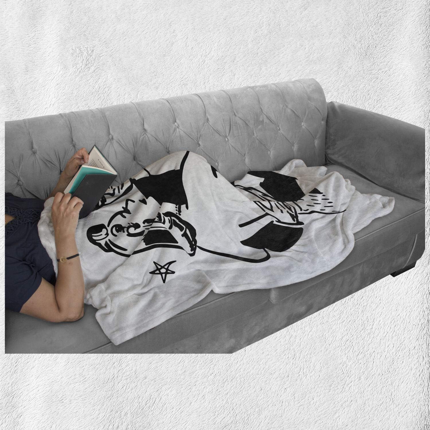 Lunarable Valentines Day Throw Blanket, Dancing Couple in Vintage Tuxedo Gown Nostalgia Romance Ball Party 50s, Flannel Fleece Accent Piece Soft Couch Cover for Adults, 50" x 60", Black and White
