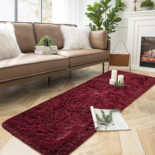 DweIke - Alfombra de noche suave para dormitorio, alfombras peludas de felpa de 2 x 6 pies, alfombras de sala de estar rojo oscuro para sala de