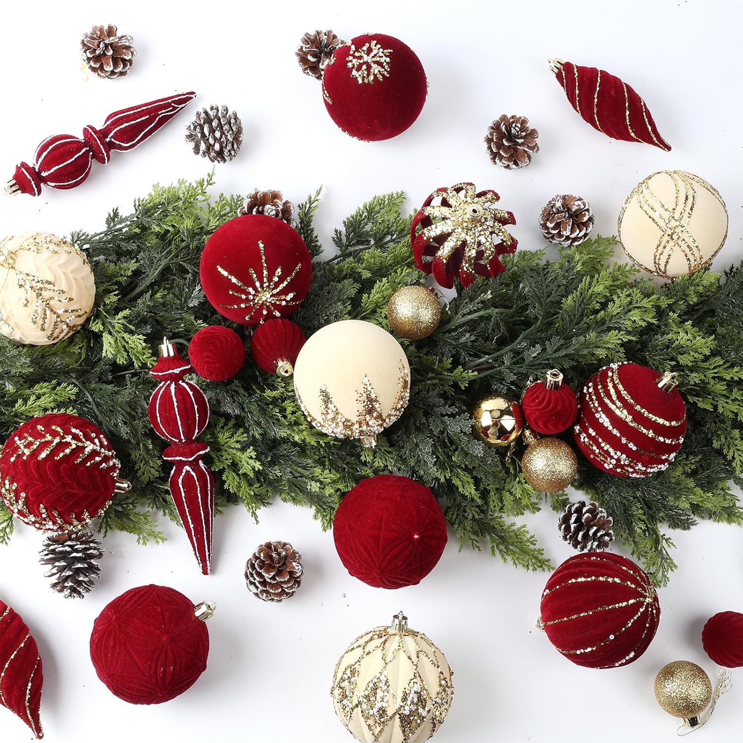 32 Pieces Christmas Ornament Set, Red Velvet Ornaments for Christmas Tree，Christmas Tree Hanging Ball Decorations Assortment，for Holiday, Wedding, Party Decor