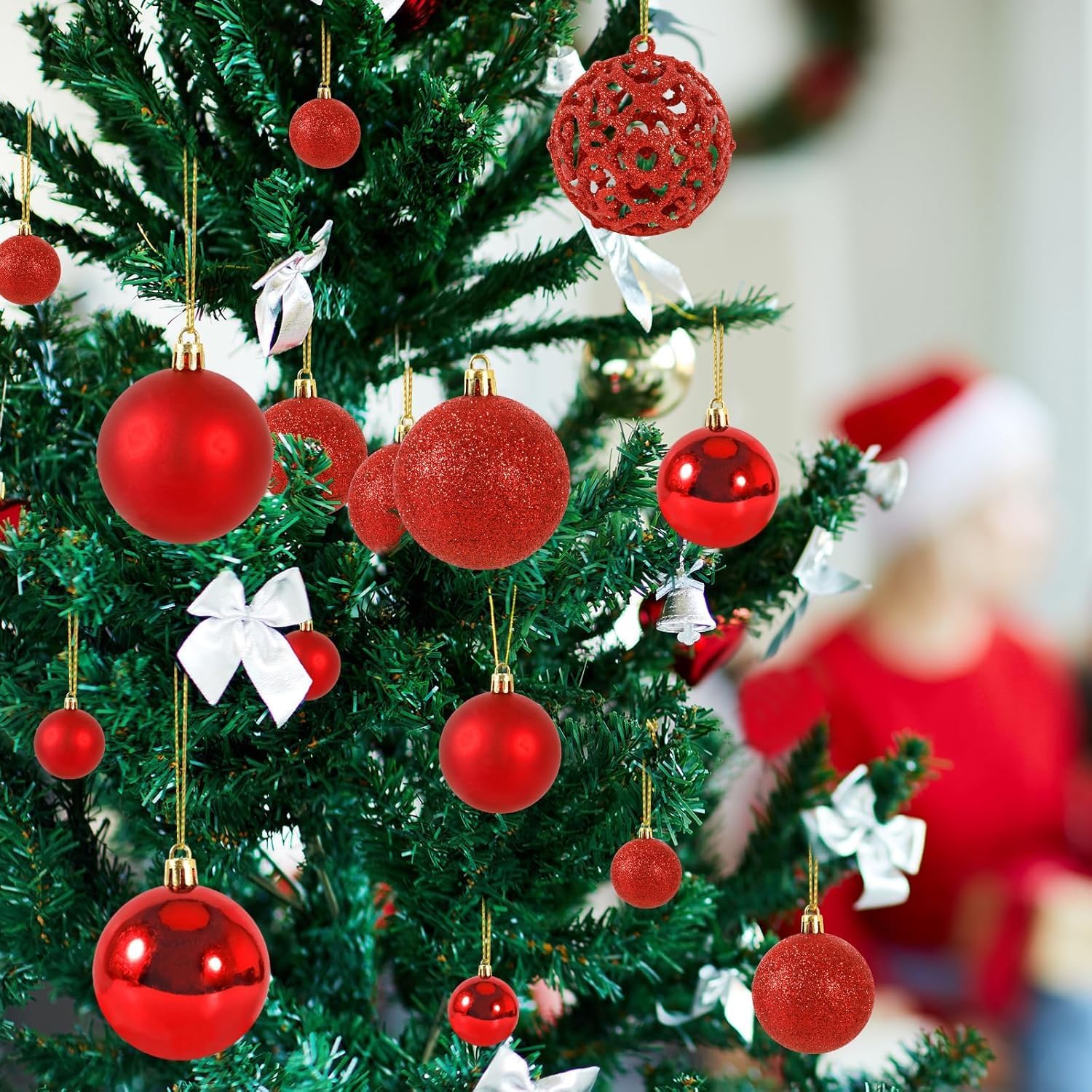 CIRULLI Juego de 101 Bolas de Navidad Rojas - Bolas de plástico para árboles de Navidad de diámetro Ø3, 4 y 6 cm - Adornos navideños de Bricolaje - Adornos navideños - con Dispositivo para Colgar