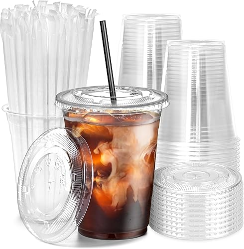 Fit Meal Prep Paquete de 100 tazas de plástico para café helado de 16 onzas con tapas planas y pajitas negras, taza transparente desechable, taza