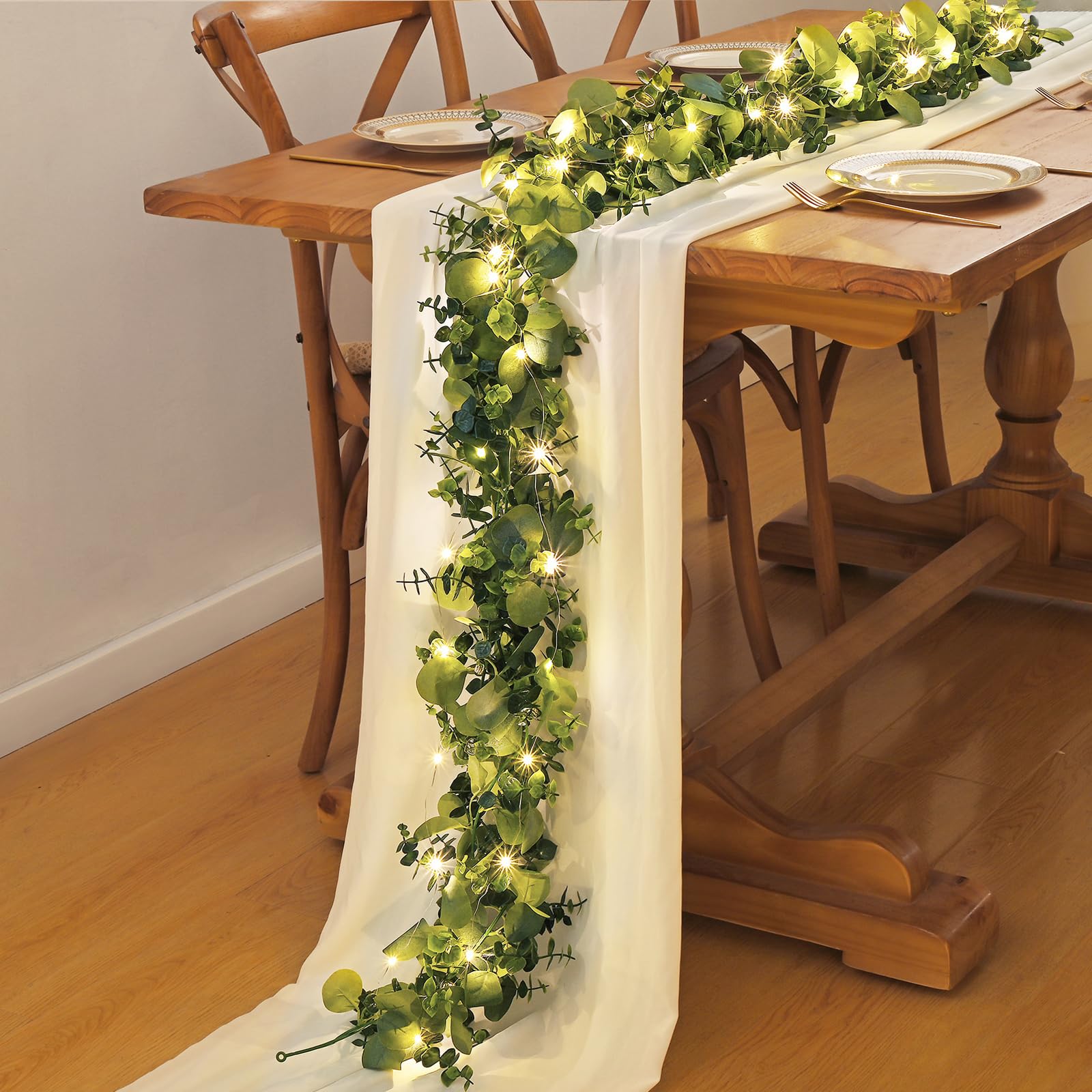 Dolicer Lot de 2 guirlandes d'eucalyptus artificielles de 1,8 m avec guirlande lumineuse à DEL, fausses guirlandes de verdure à suspendre, fausses feuilles d'eucalyptus argentées pour toile de fond de