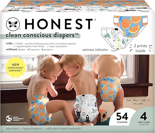 The Honest Company Pañales Clean Conscious A base de plantas, sostenibles, viajes espaciales + Orange You Cute Club Box, talla 4 (22-37 libras),