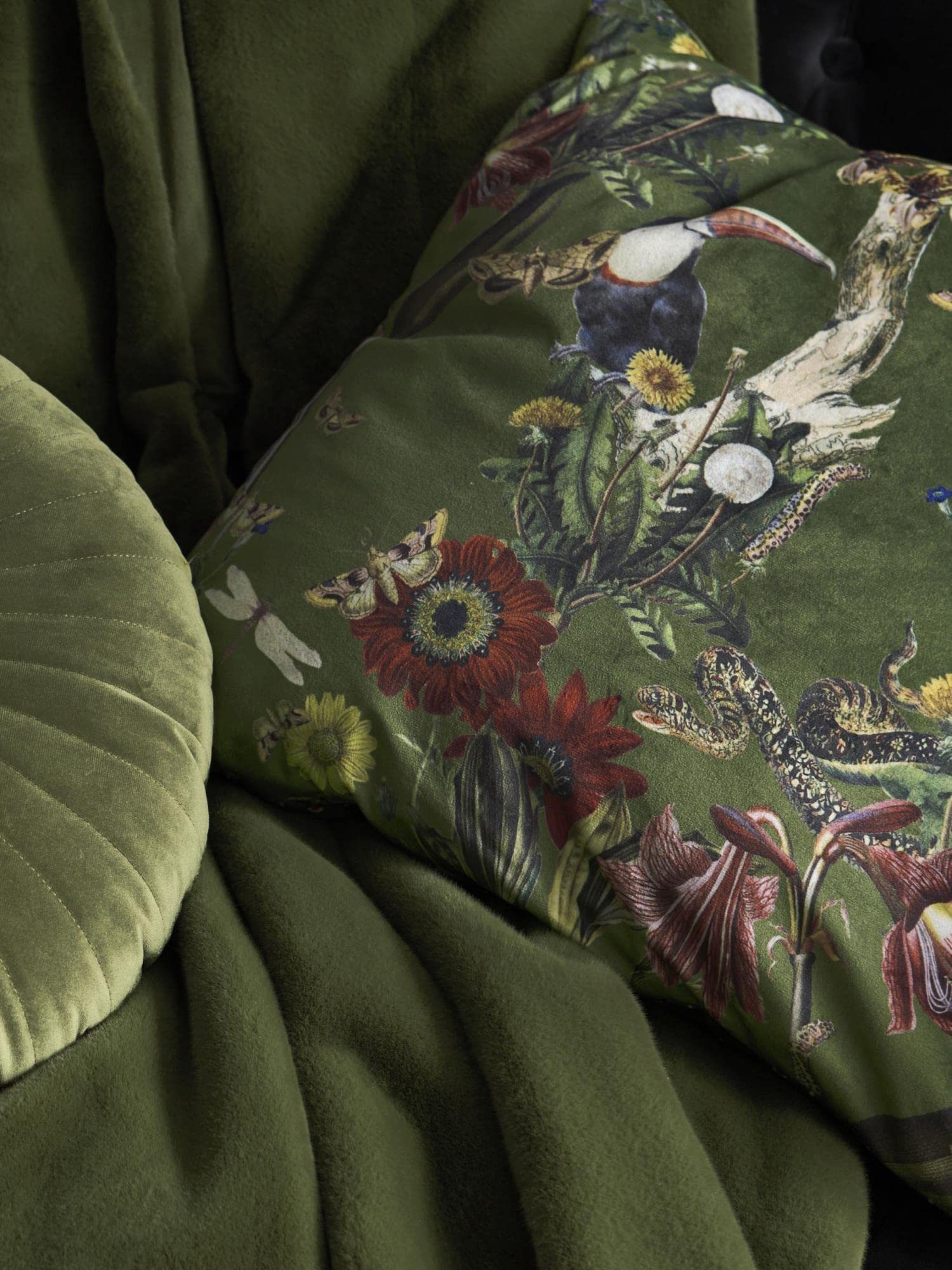 ESSENZA Dekokissen Naina Moss, Ø 40 cm - 100% Polyester Samt - Uni