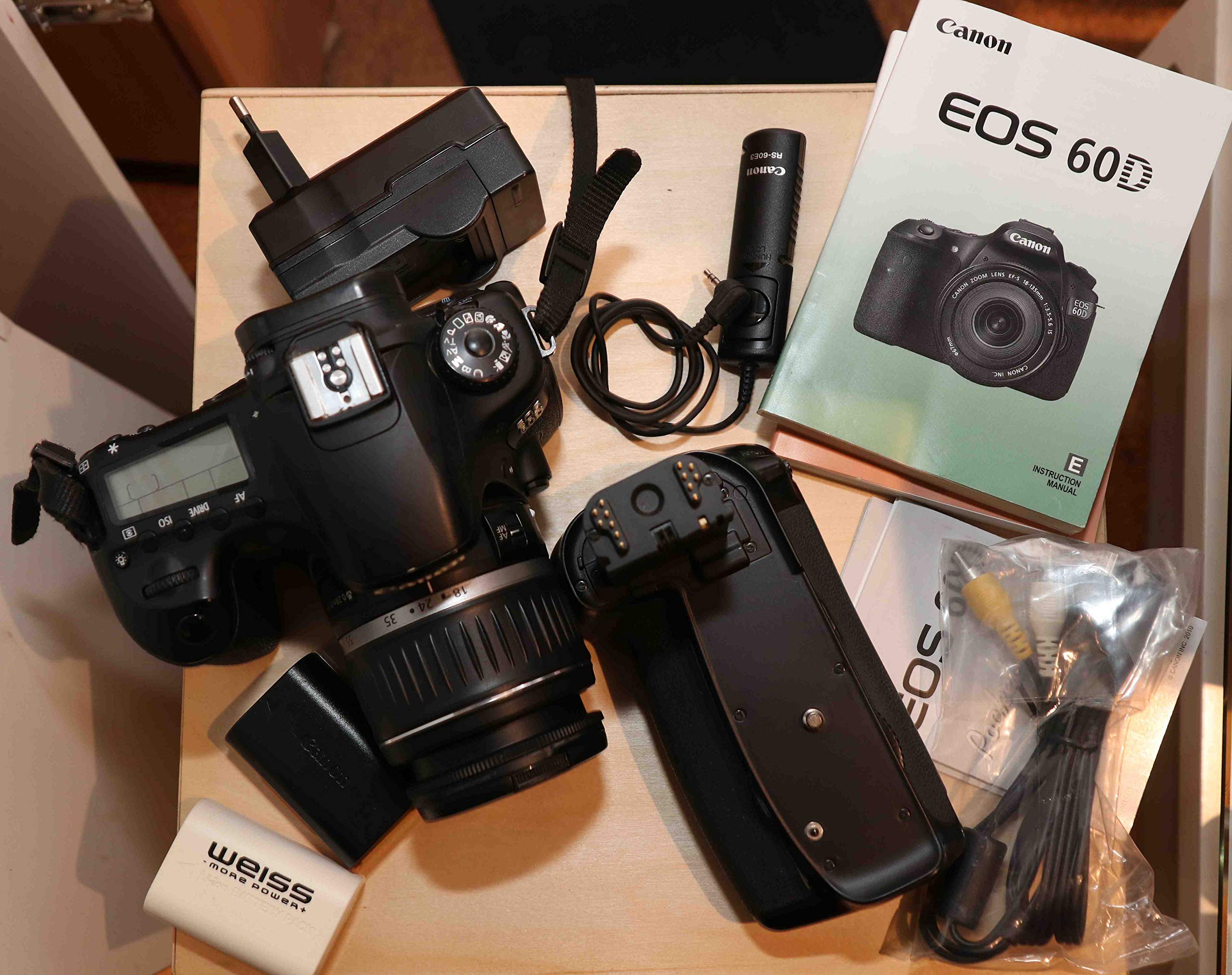 Canon EOS 60D Appareil photo numérique Reflex 18 Mpix Kit Objectif 18-55mm IS Noir