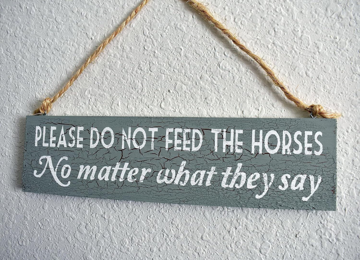 Ensound A788 Rustic Wood Plaque Sign Wood Signs Please Do Not Feed The Horses,No Matter What They Say Wooden Sign Wooden Signs With Sayings 4X16 Inch