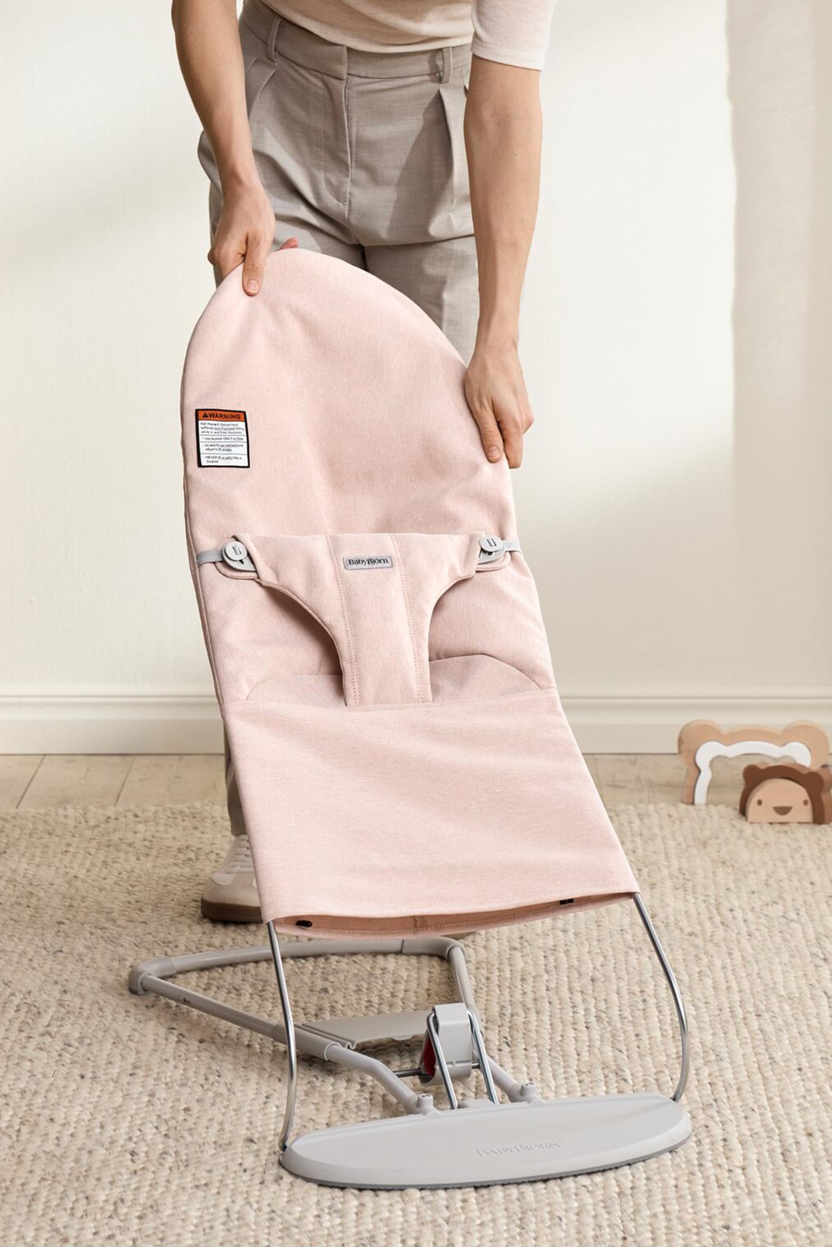 Amazon.com : BabyBjörn Bouncer Bliss, Light Pink, Woven Mélange