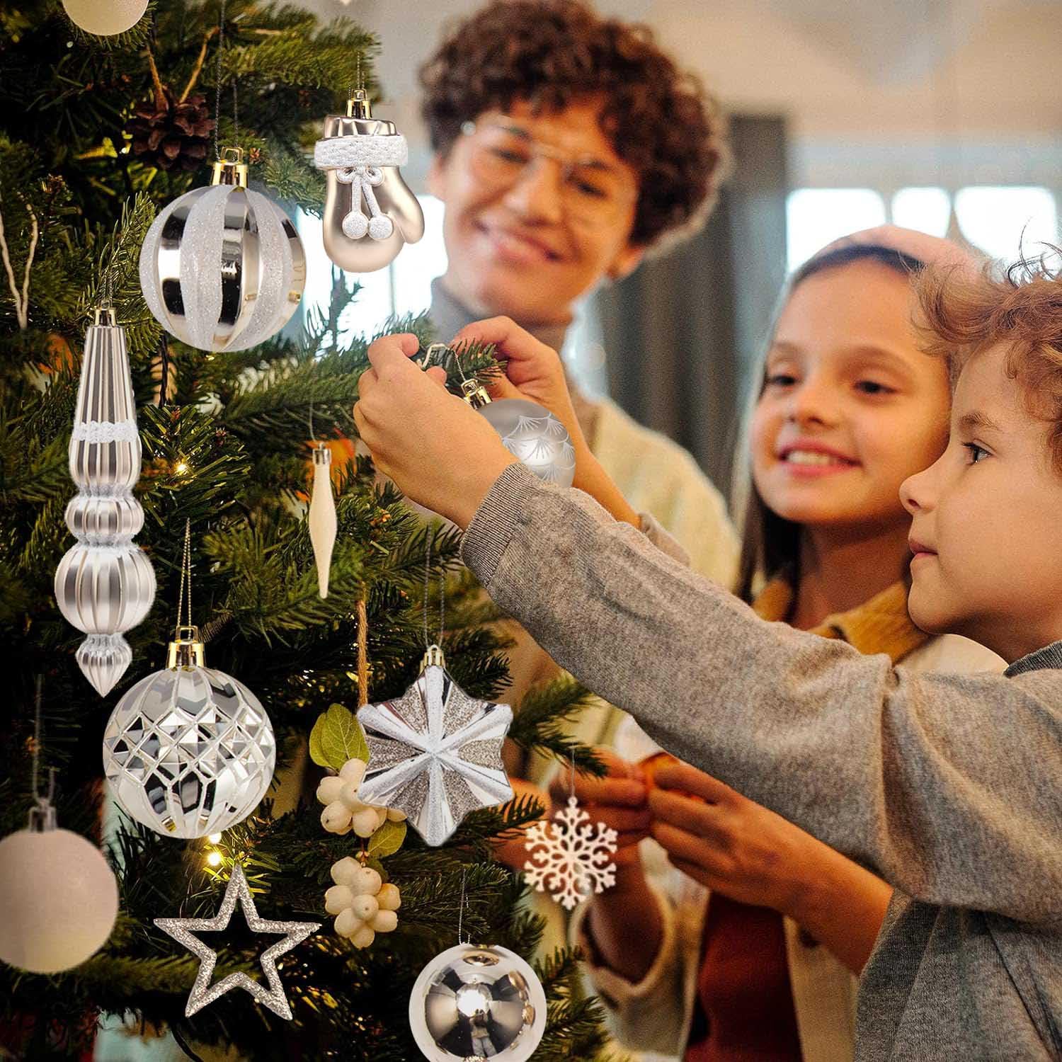 SVNVIOZ 70 Stück Weihnachtskugeln Set Champagner Weiß, Christbaumkugeln Kunststoff Deko Weihnachten, Weihnachtsbaumschmuck mit Aufhänger, Weihnachtsbaumkugeln für Weihnachtsdeko Innen Aussen