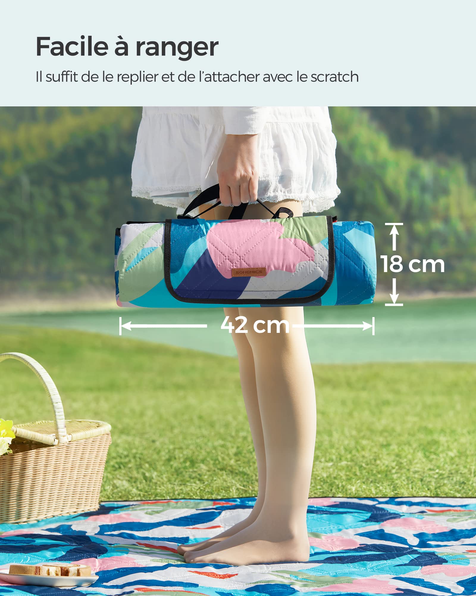 SONGMICS Couverture de Pique-Nique, 200 x 200 cm, Grand Tapis, pour Camping, Parc, Jardin, Plage, Hydrofuge, Lavable en Machine, Pliable, Motif Fougère Multicolore GCM087Q03