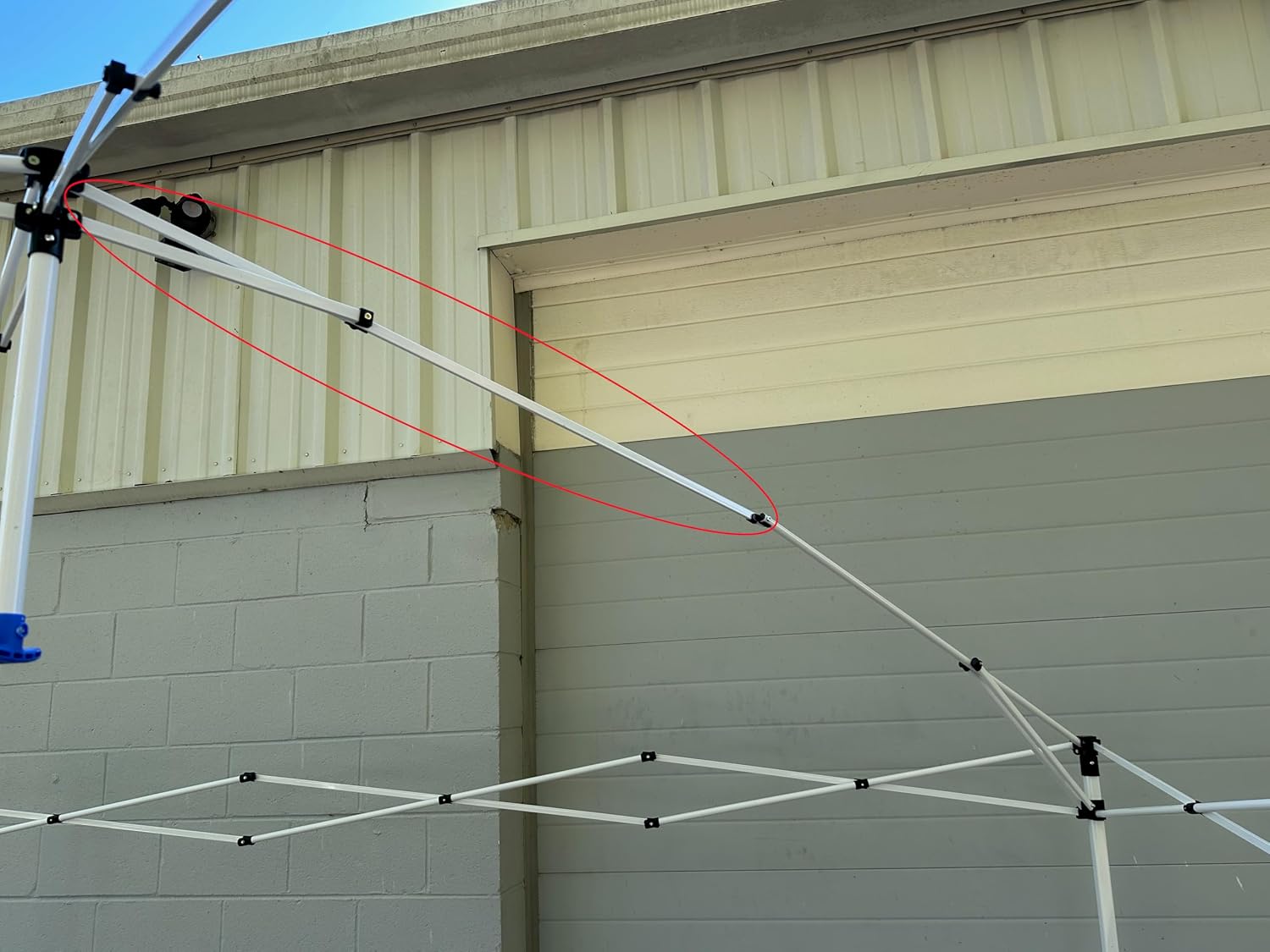 Close-up of canopy truss bar connection
