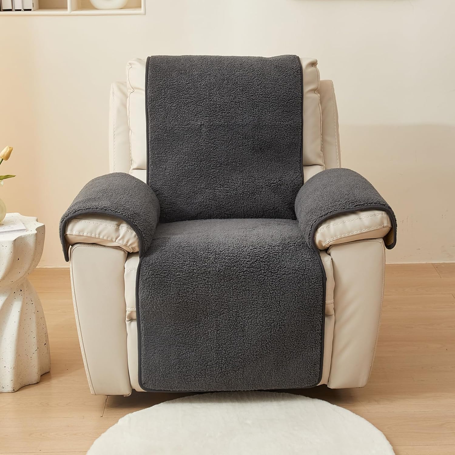 ELEFOCUS Plush Sherpa Fleece Recliner Chair Cover，Soft Warm Sofa Slipcover,Washable for Reclining Sofa,Furniture Protector Non Slip (Dark Grey, 22")