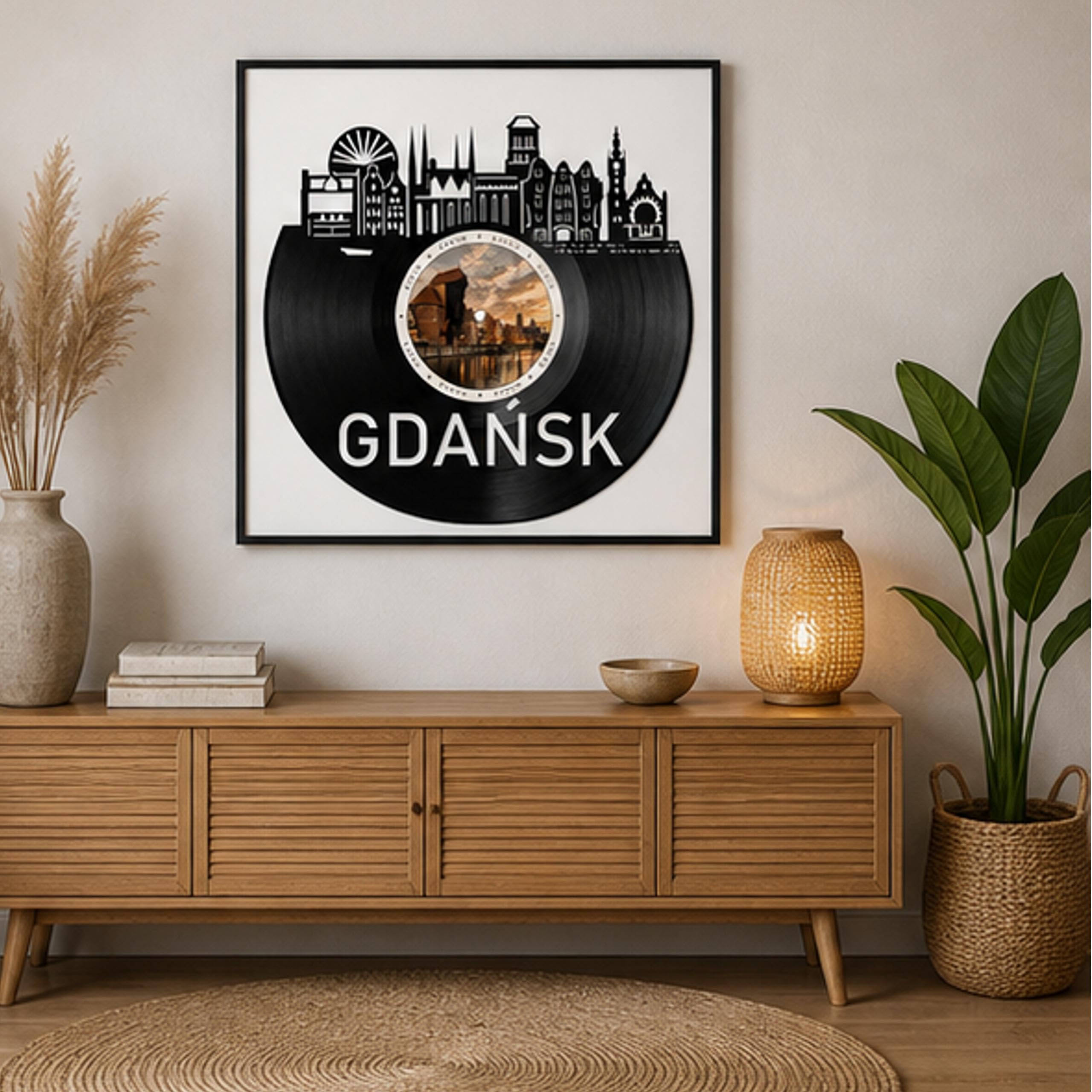 EVEVO Dekoracja ścienna z płyty gramofonowej w ramie 32 x 32 cm Gdańsk - winylowa sztuka ścienna Polska, prezent dla fanów Gdańska, miłośników historii