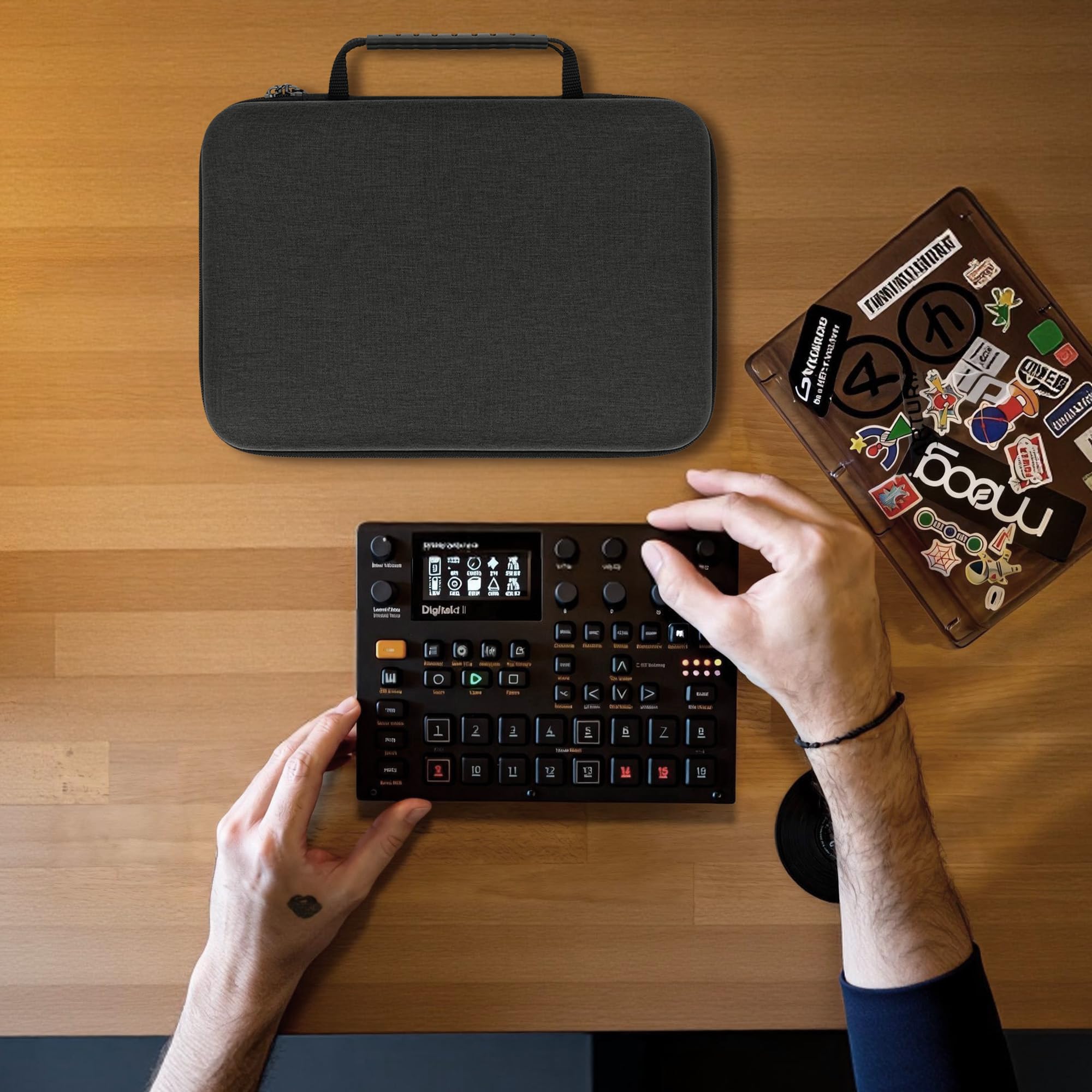 Geekria Custodia rigida da viaggio, compatibile con Elektron Digitakt II/Digitone II/Syntakt 12 / Analog Heat MKII, borsa per il trasporto di sampler audio (grigio scuro)