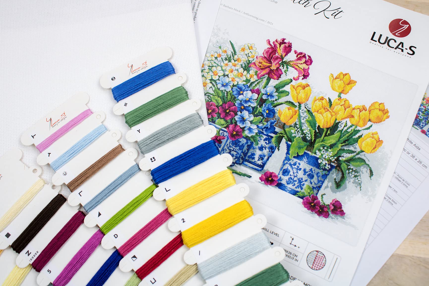 Kit Punto Croce Lucas - Tela Contata 32 X 33,5 Cm - Set Completo Con Tutto Il Necessario Per Ricamare