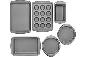 Wilton Bakeware: Essential Set for Effortless Baking