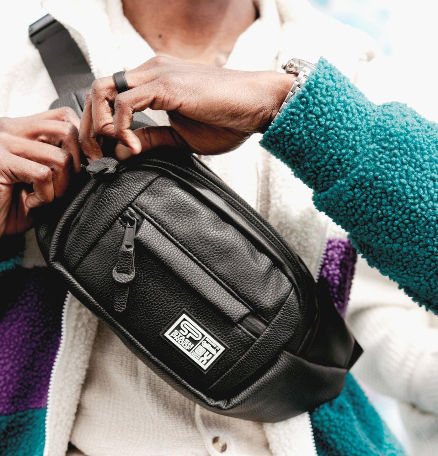 Transporter Carbon Lined Vegan Leather Day Pack Crossbody Sling Bag for Men & Women Belt Bag for Travel, Festival, Outdoors, Concerts, Hiking, Unisex Hip Pack, Waist Bag, Chest Bag