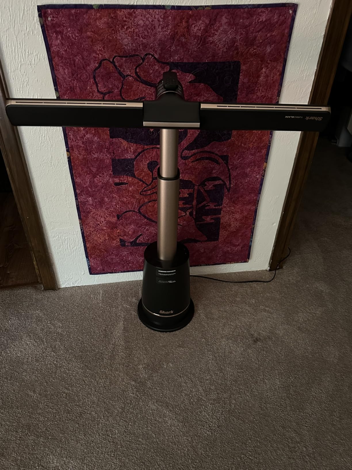 From the manufacturer TF202S Click to play video Shark TurboBlade Fan.oscillates 180°. circulates and propels air. 10 noise levels + 10 speeds. easy to clean. photo review