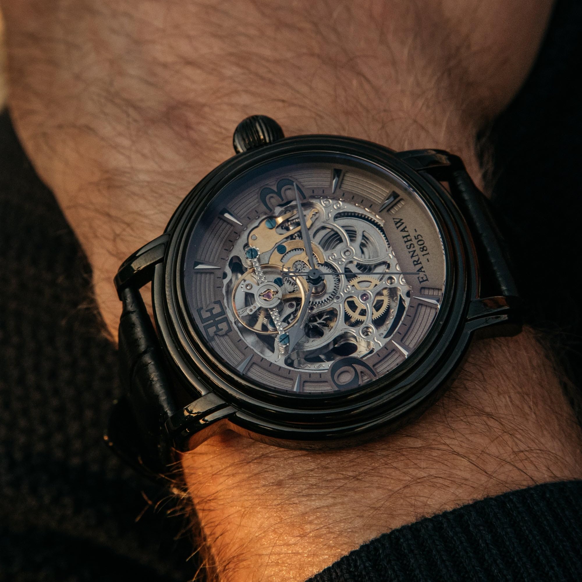 Thomas Earnshaw Longcase Grande Skeleton Herren Automatikuhr 48 mm mit offenem Herz Zifferblatt und Echtlederarmband ES-8011