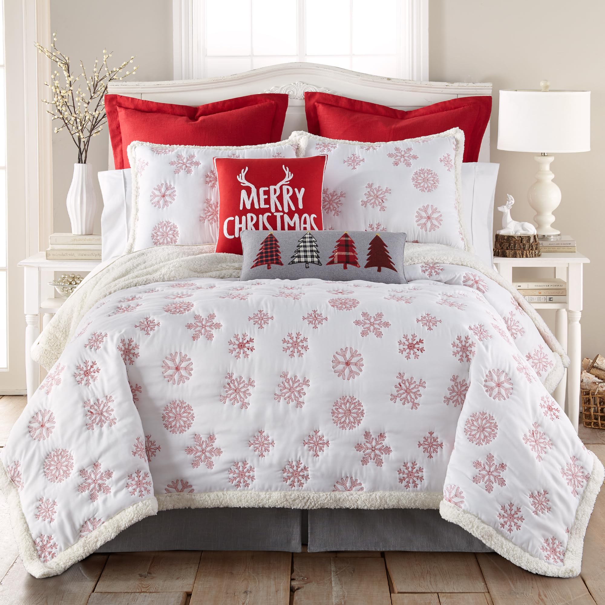 Amazon.com: Levtex Home Merry & Bright Collecion - Red