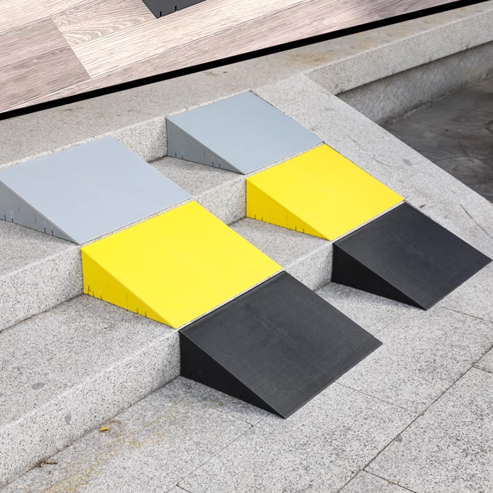 Rampa antideslizante para silla de ruedas, 9 cm de altura, para escaleras, bordillos y puertas, solución de acceso de plástico para la movilidad (negro)