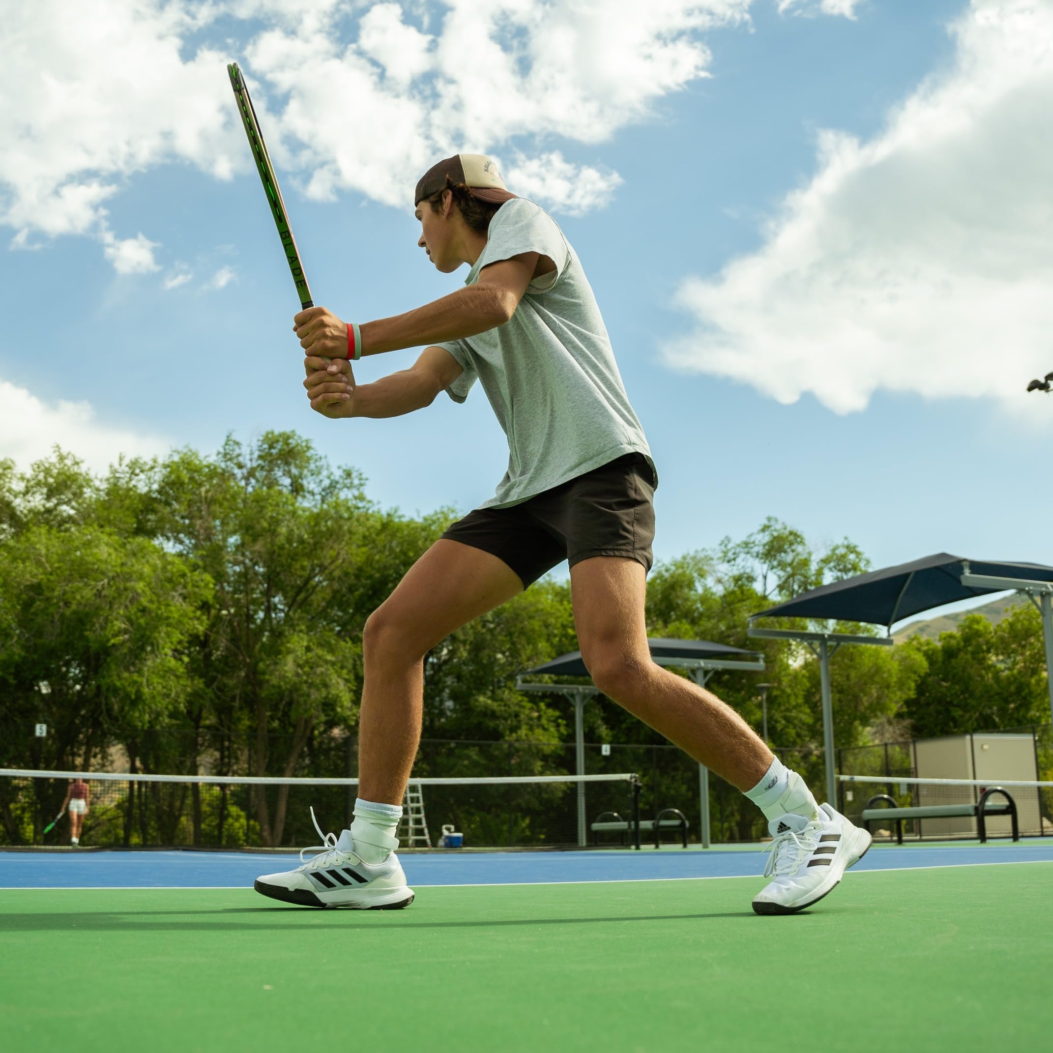 Tobillera de compresión doble para hombres y mujeres 2.0. Compresión de doble capa. Máxima protección para lesiones de tobillo en baloncesto, fútbol y otros deportes - Blanco (S, Izquierda)