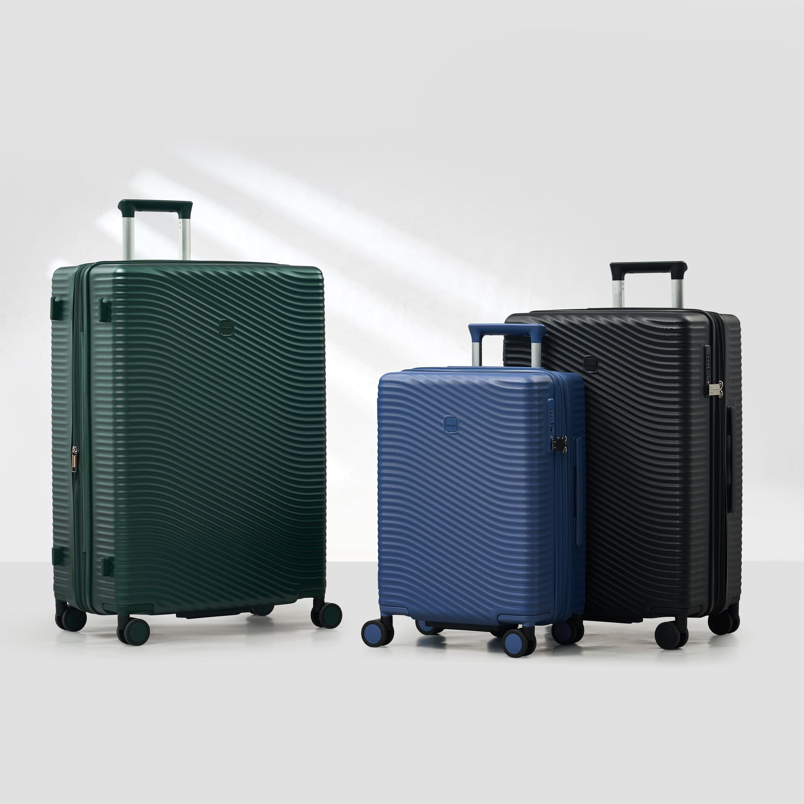 MILADA Valigia rigida espandibile con 8 ruote girevoli, serratura TSA, guscio in policarbonato impermeabile, leggera e durevole per i viaggi, Argento Artico, Carry On 20-Inch
