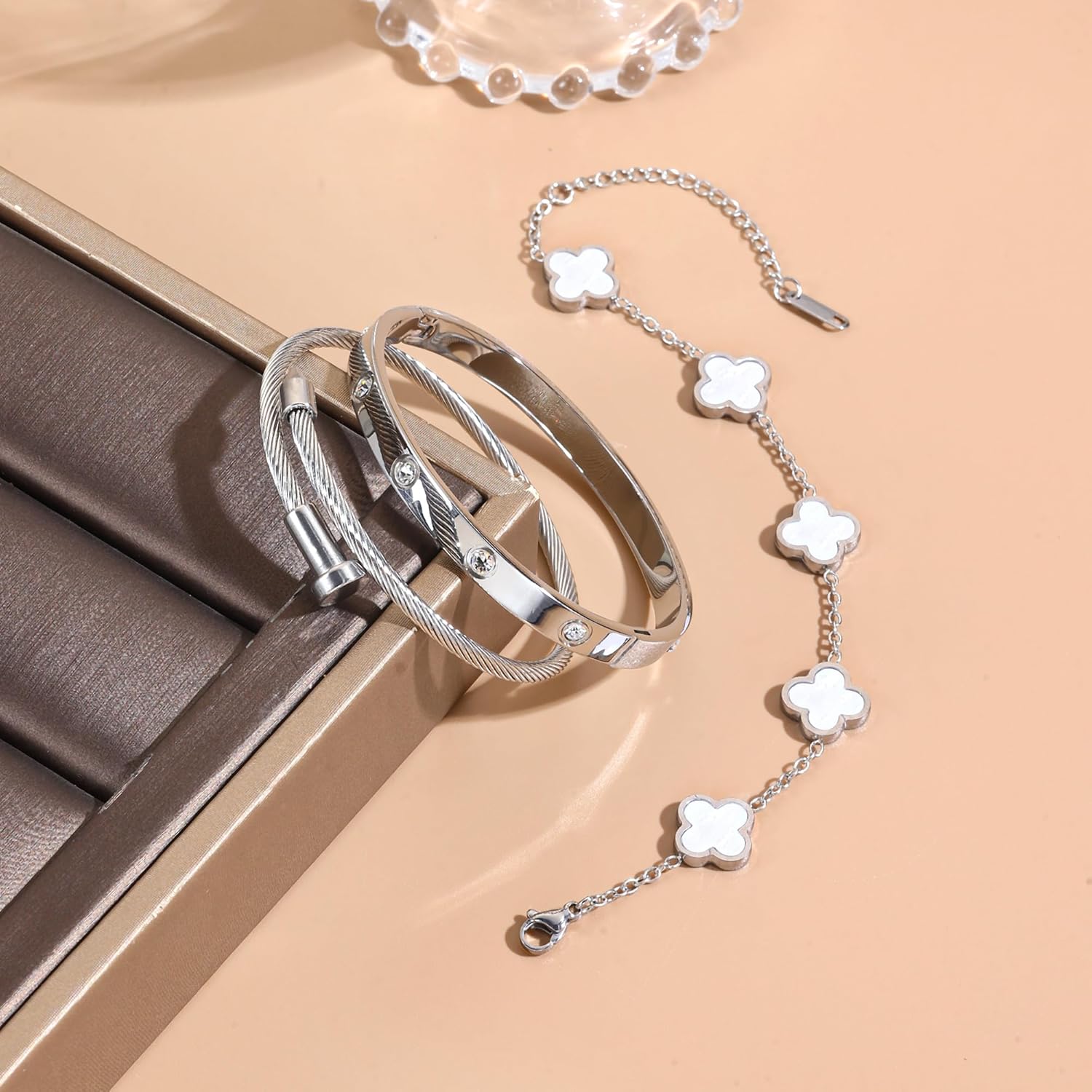 Womens Bracelet 18K Gold Plated Cuff Bangle Clover Bracelet Set for Women Four Leaf Lucky Bangle Jewelry Gift of Love - Image 6