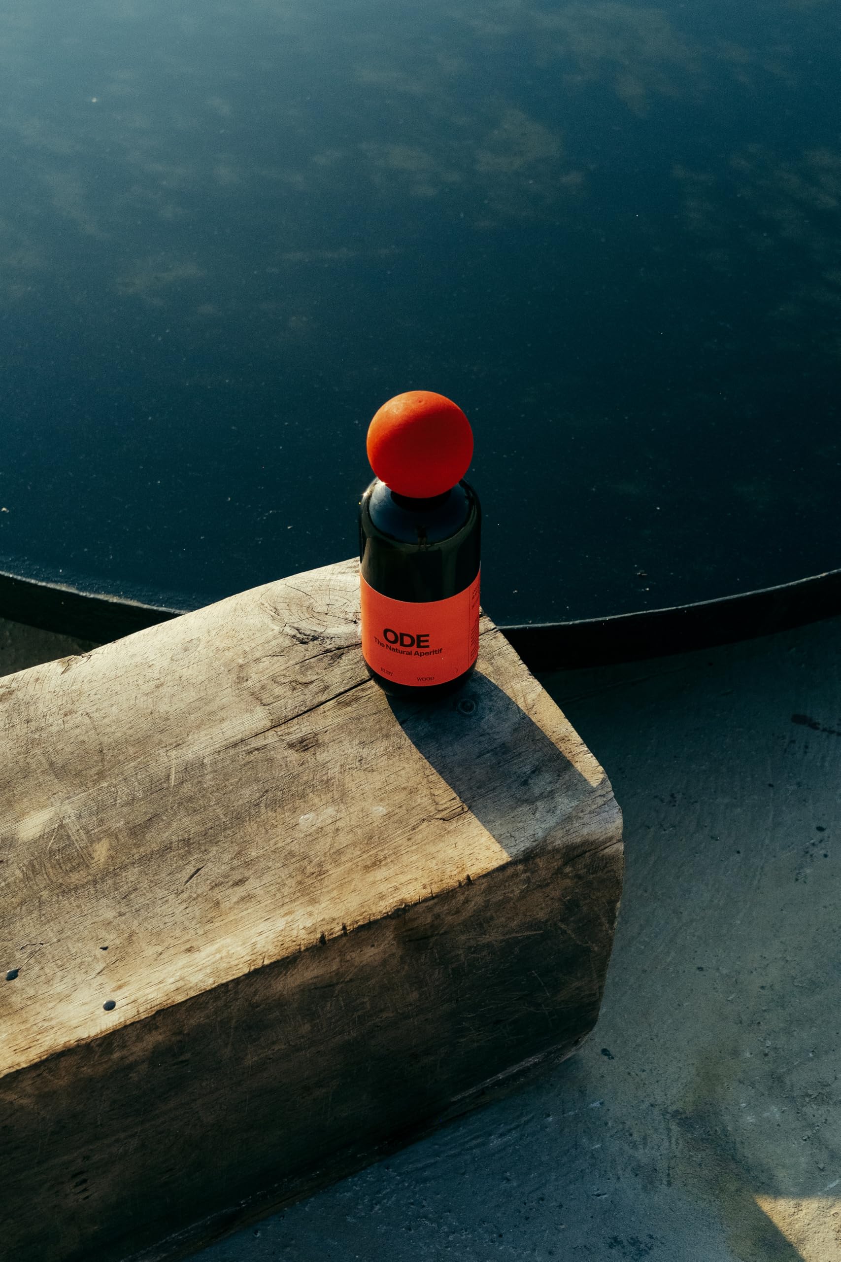 ODE Aperitif Ruby Wood mit 18 Prozent vol (1x 0,5l) - Fruchtiger Aperitif auf Weinbasis mit Botanicals