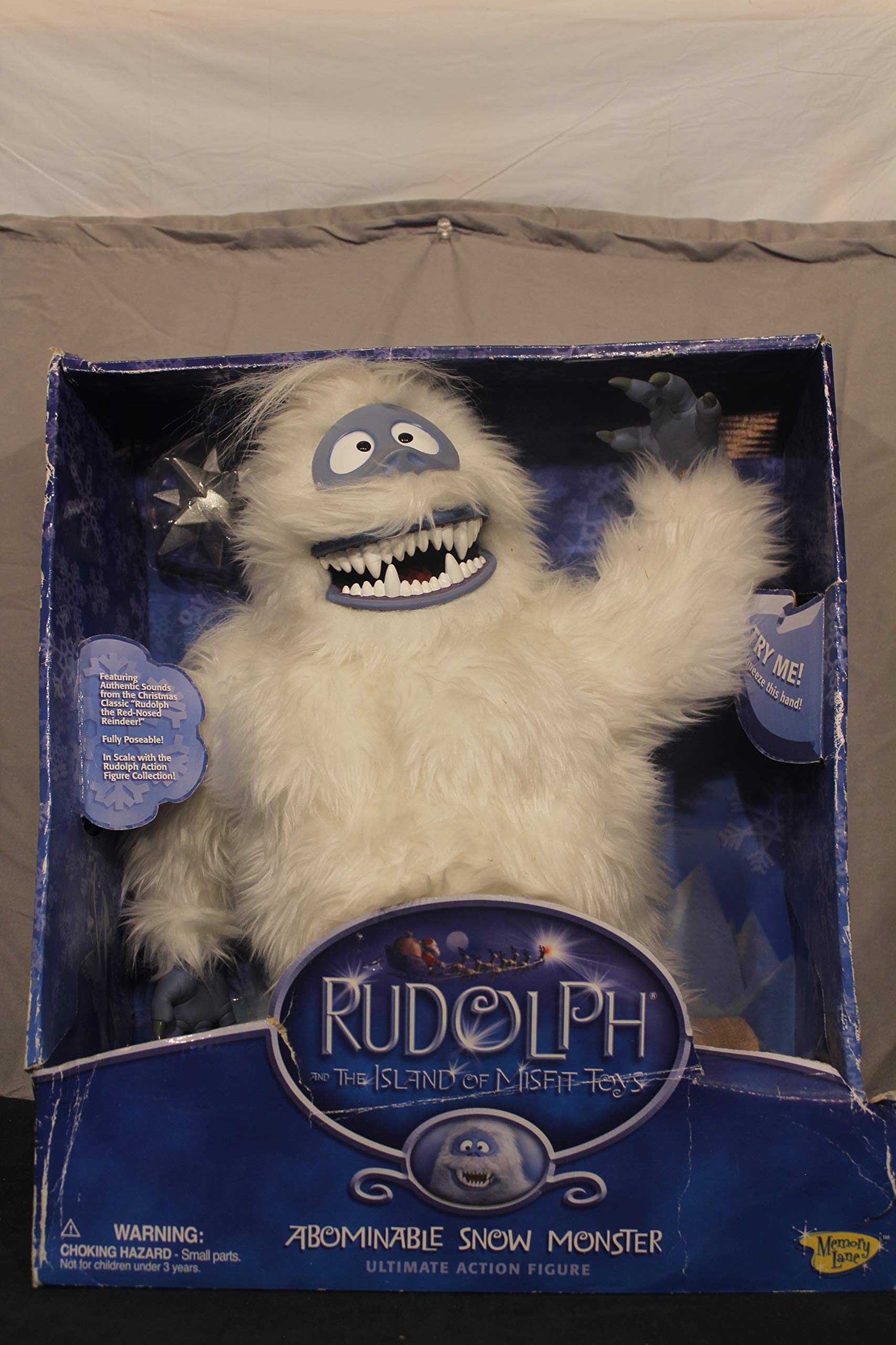 playing mantis rudolph figures