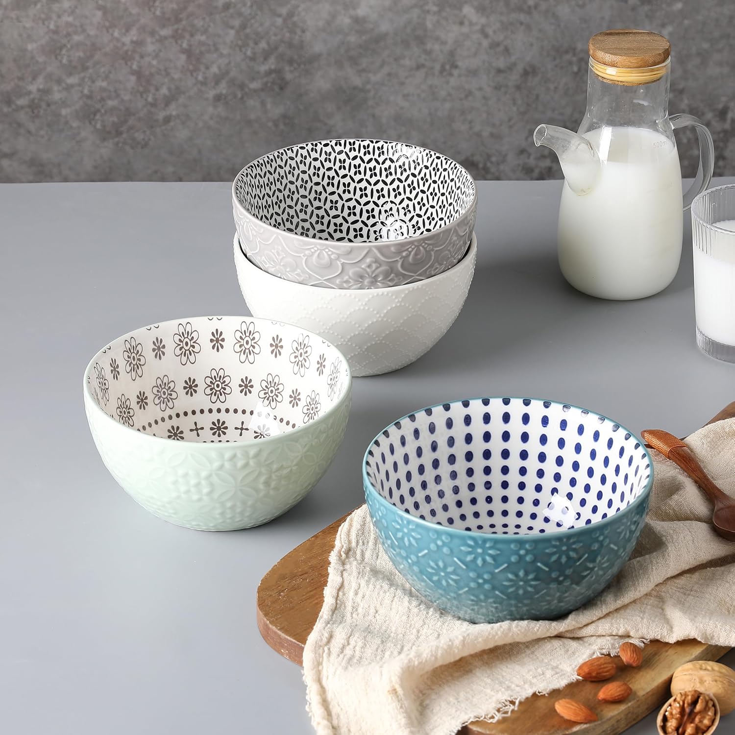 ★作家もの器★★キムホノ★カラフルボウル★パッチワーク風★中皿★新品未使用★ 作家もの器キムホノカラフルボウルパッチワーク風中皿 カラフルな葉と