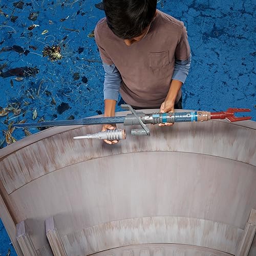 Miniatura 13 de STAR WARS Lightsaber Forge Ultimate Mandalorian Masterworks Set, sable de luz electrónico con licencia oficial, juguetes para niños y niñas, más de