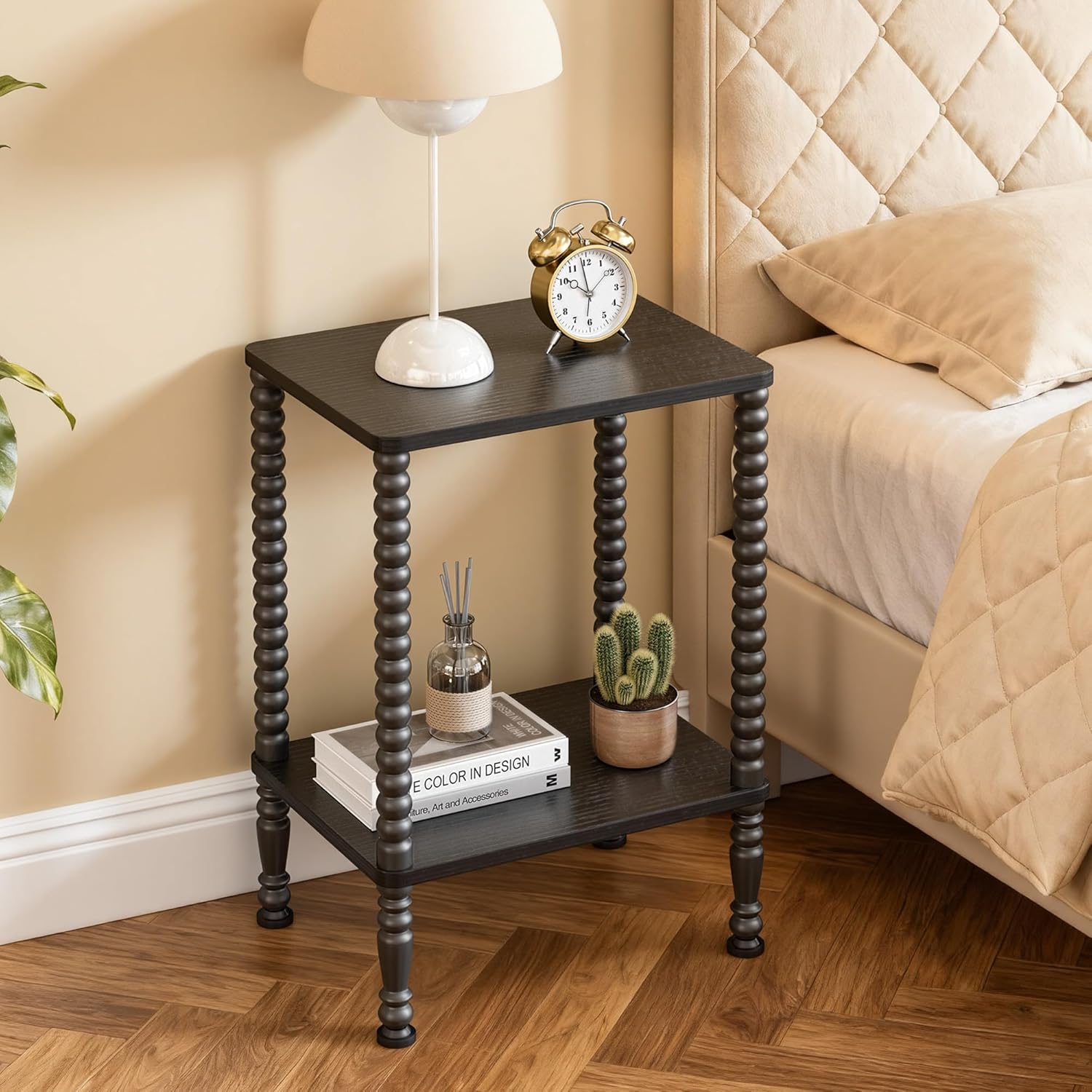 Side Table, Small End Table, 2-Tier Nightstand with Storage Shelves, Coffee Table for Small Spaces, Curved Design, Sofa Table for Living Room, Bedroom, Black