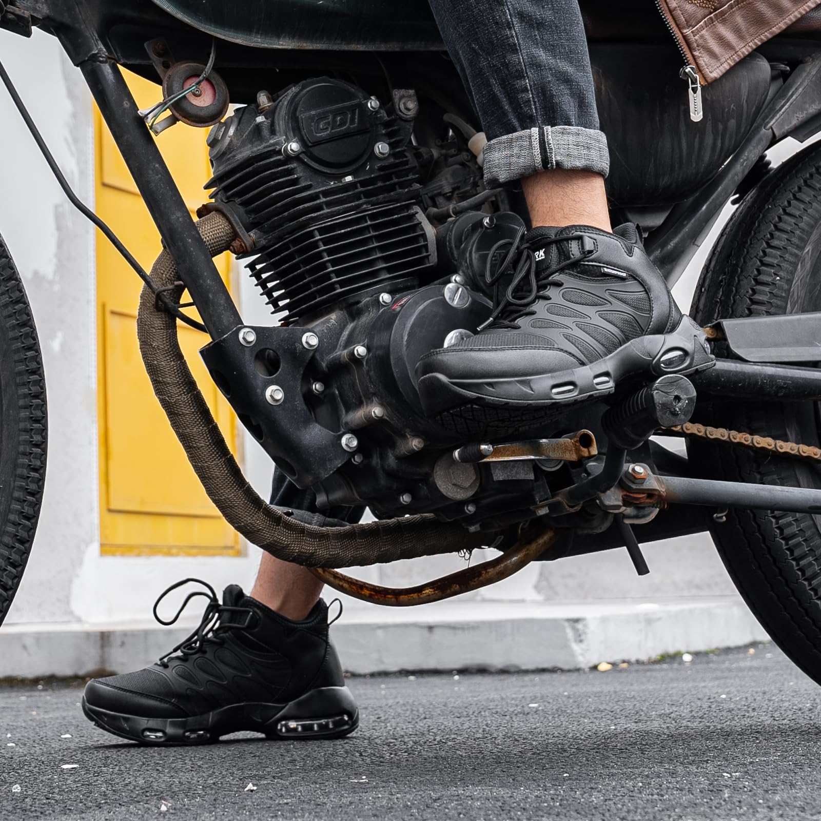LARNMERN Bottes de Travail Moto Homme Chaussures Imperméables Antidérapante Randonnée Agent de Sécurité